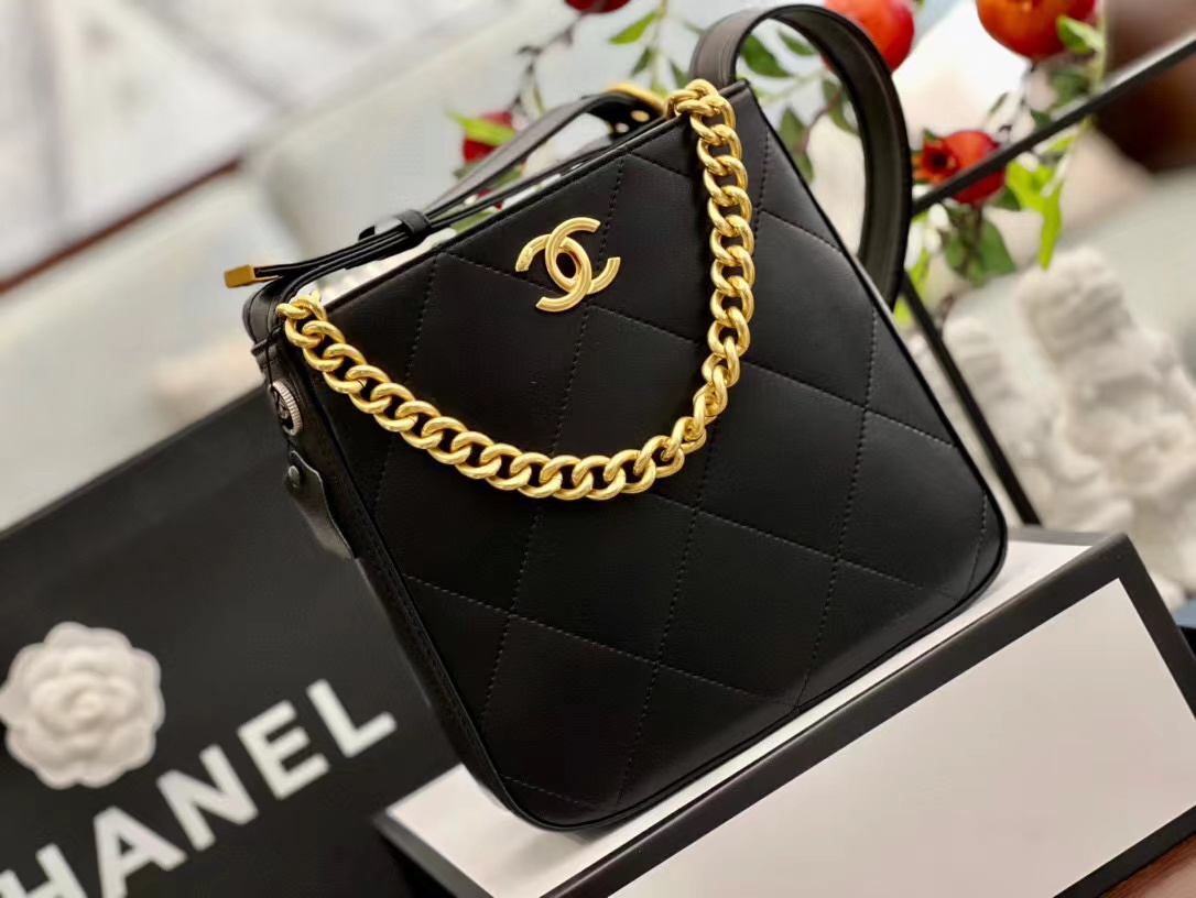 $34.99-CHANEL   X6042 gallery