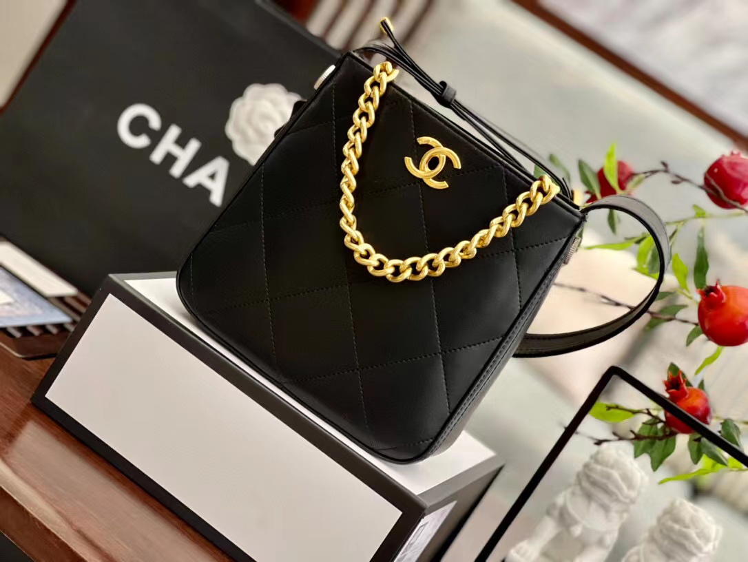 $34.99-CHANEL   X6042 gallery
