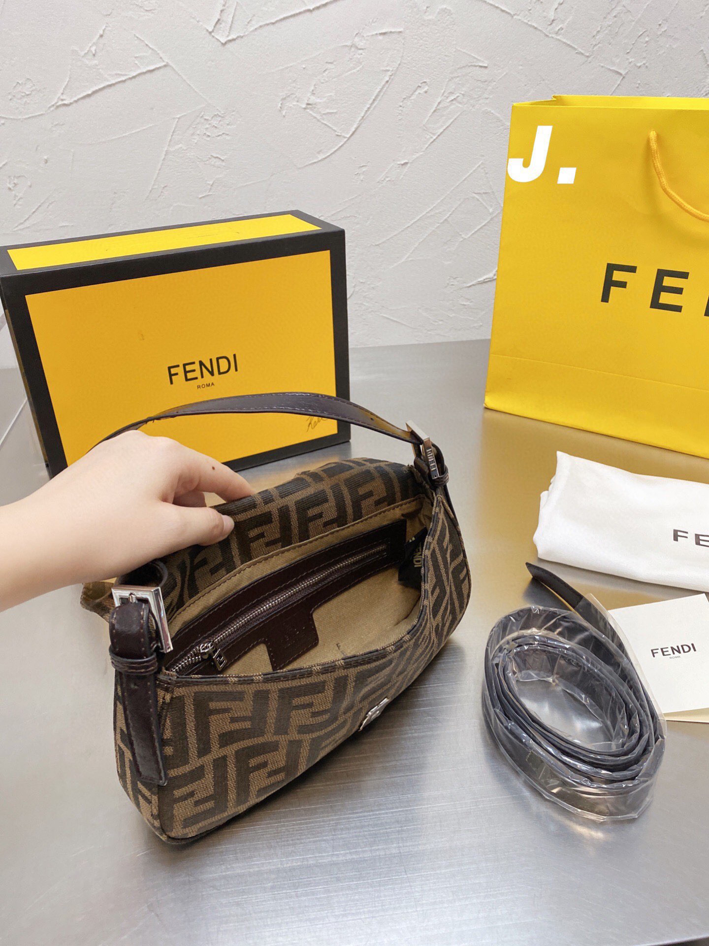 $34.99-FENDI X6174 gallery
