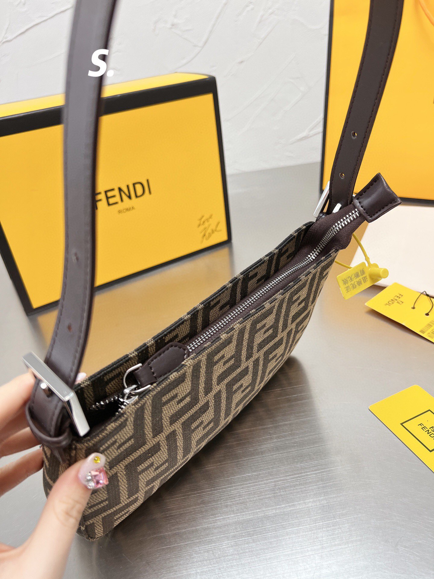 $34.99-FENDI X6178 gallery