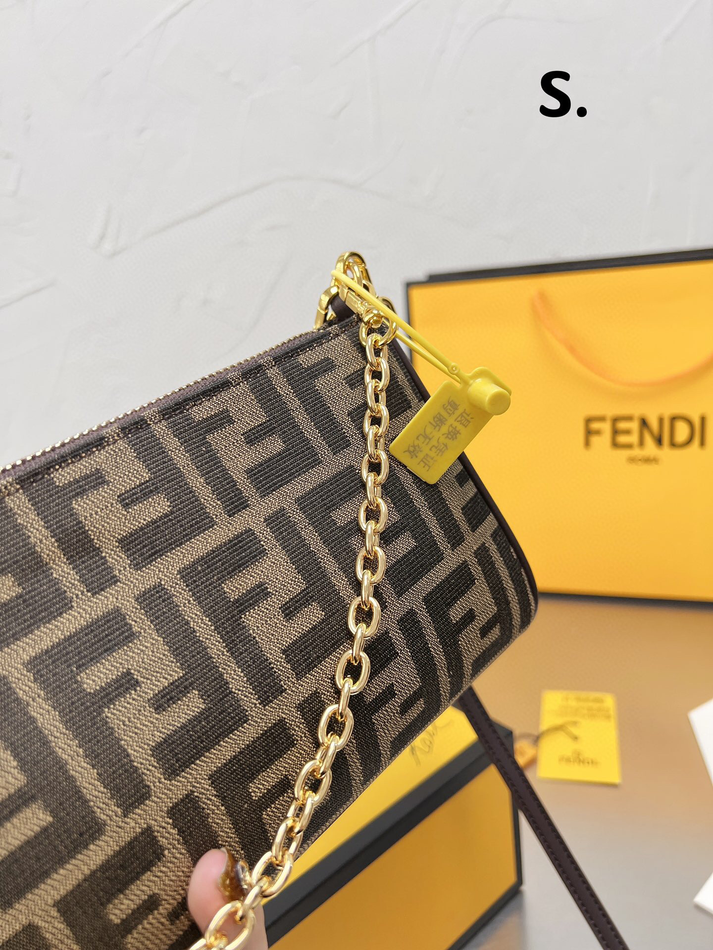 $34.99-FENDI X6186 gallery