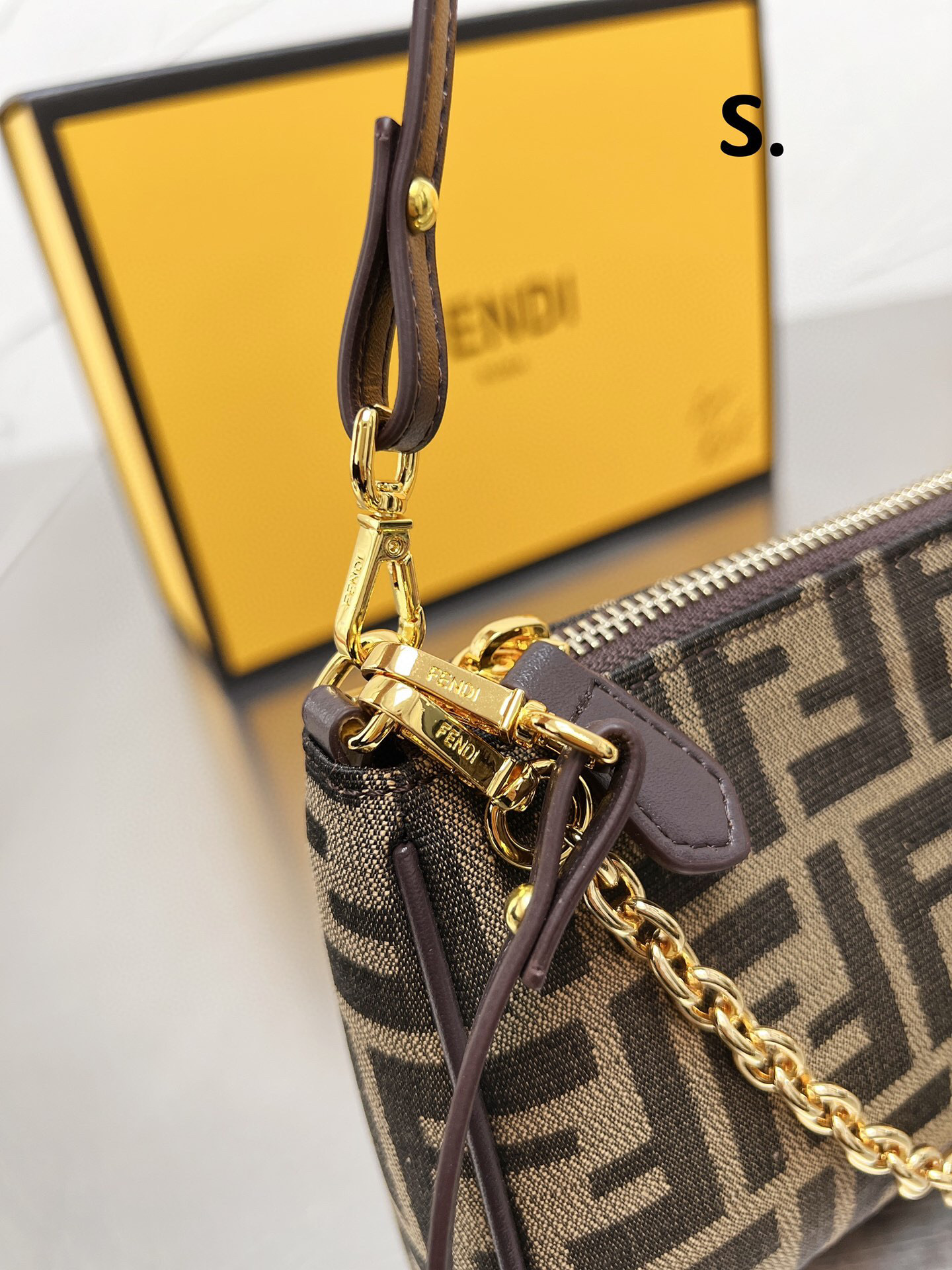 $34.99-FENDI X6186 gallery