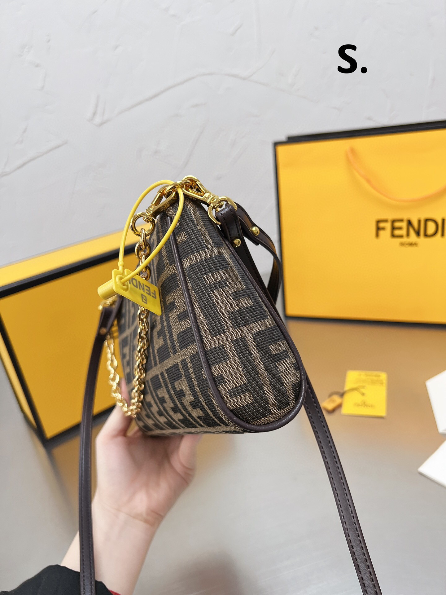 $34.99-FENDI X6186 gallery