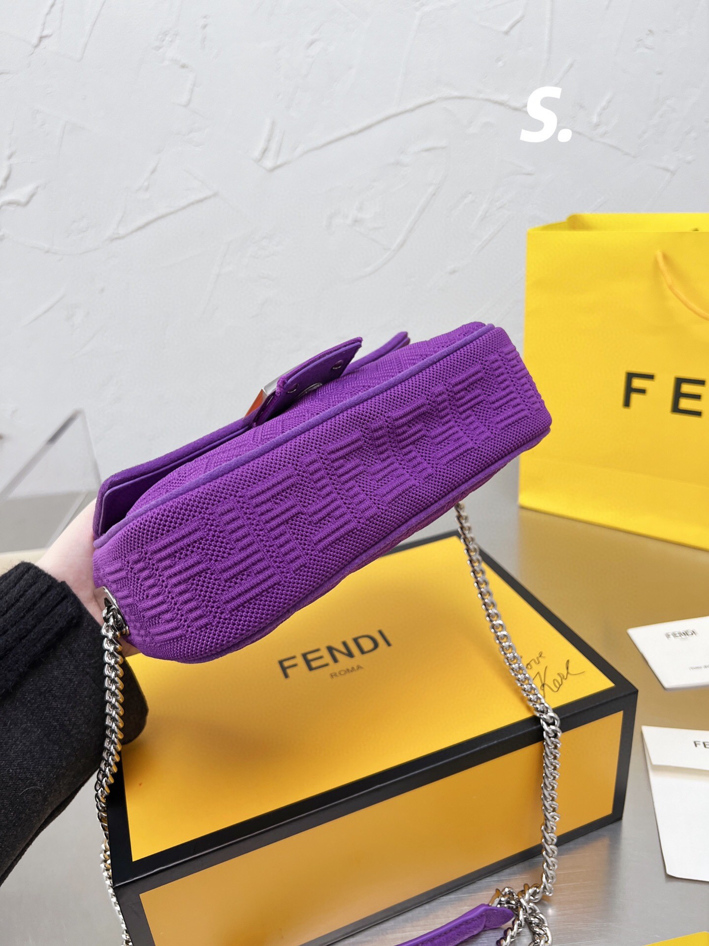 $34.99-FENDI X6192 gallery