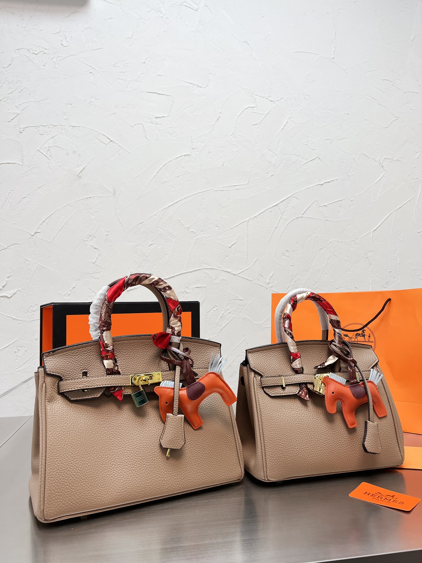 $34.99-HERMES X6048 gallery
