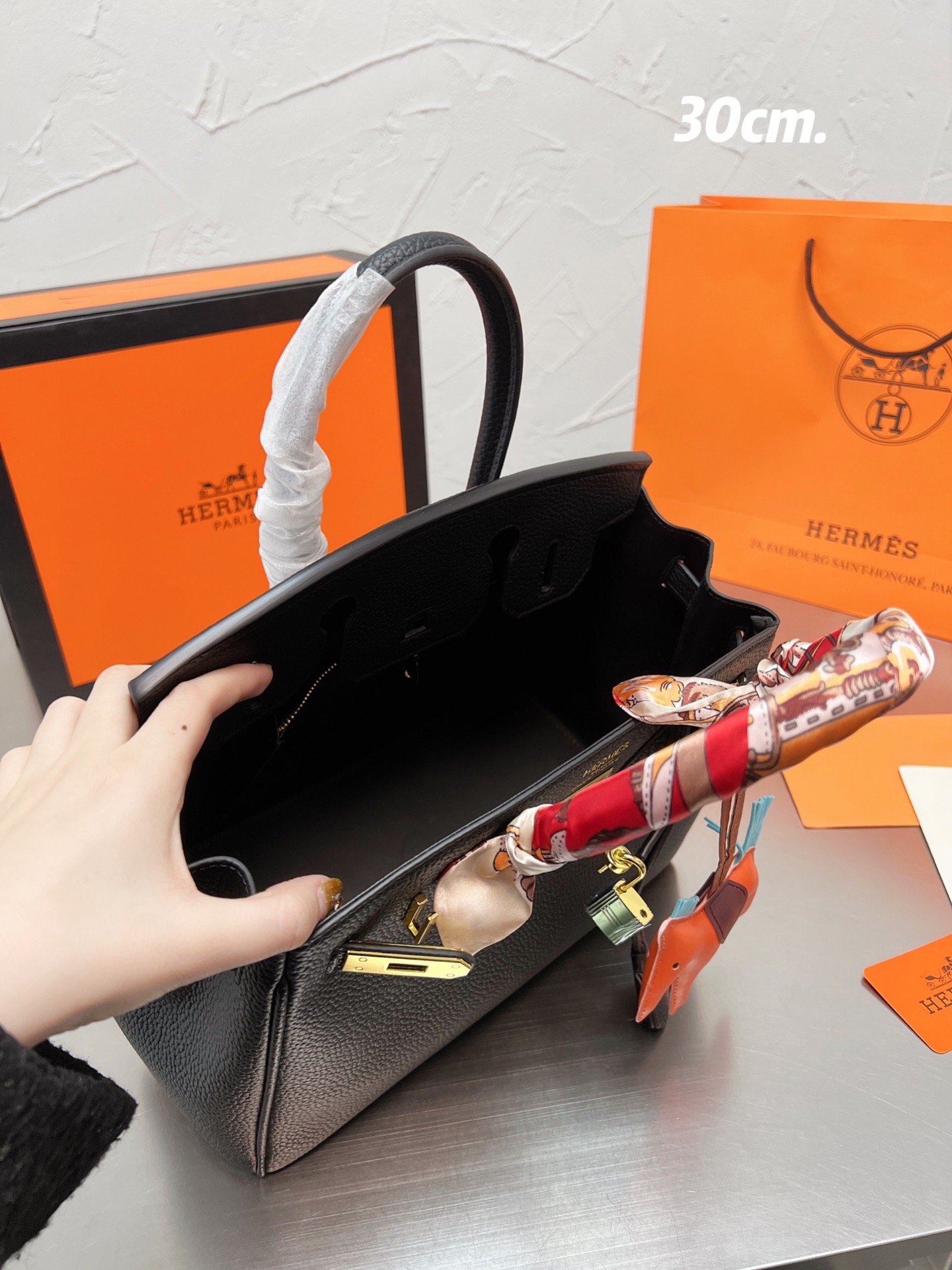 $34.99-HERMES X6048 gallery