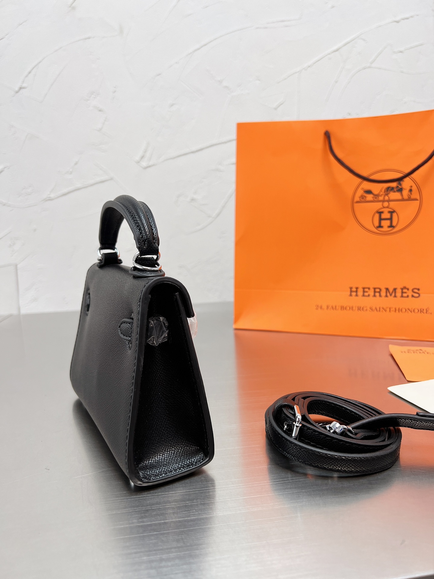 $34.99-HERMES X6049 gallery