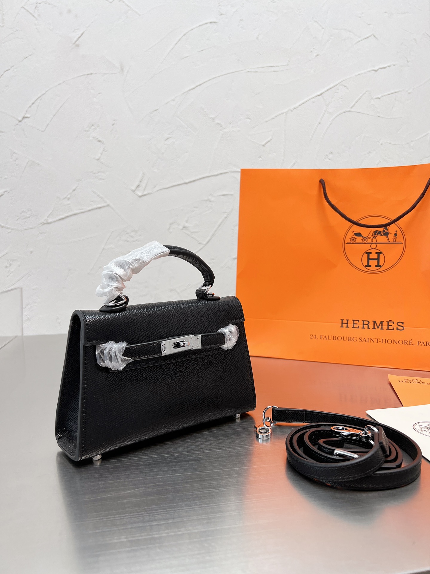 $34.99-HERMES X6049 gallery