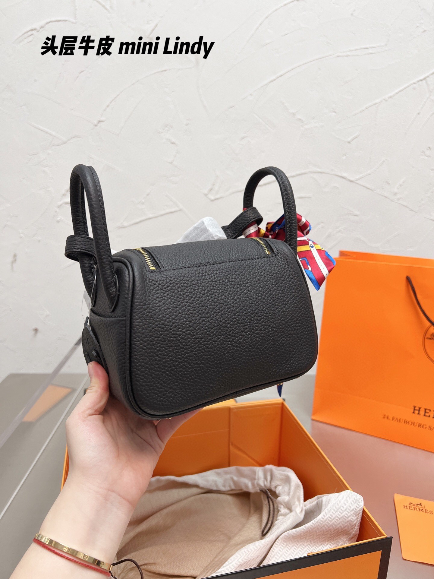$34.99-HERMES X6052 gallery