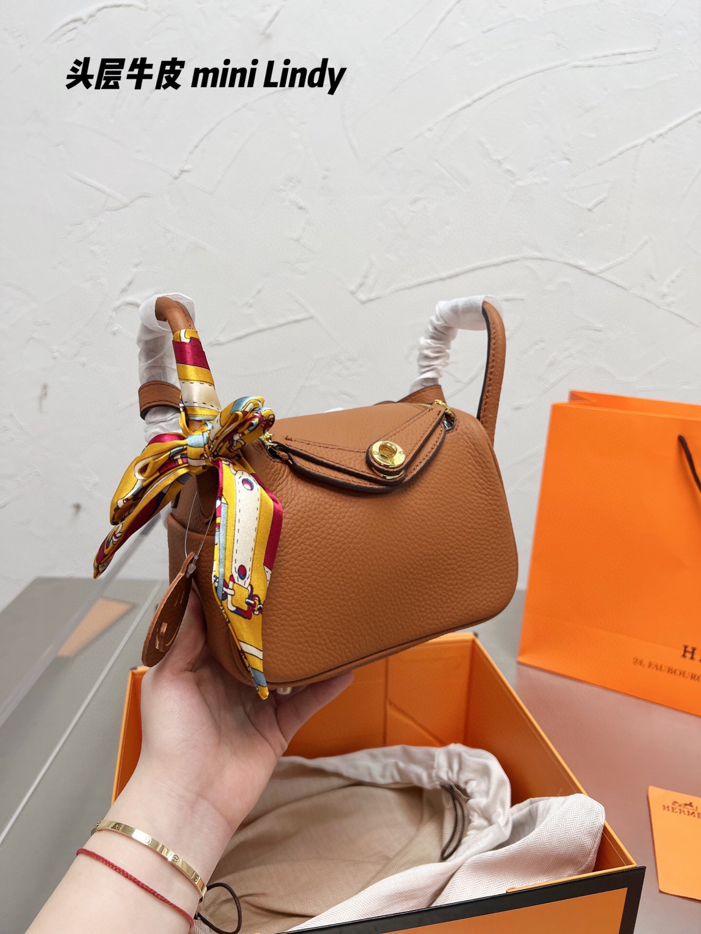 $34.99-HERMES X6052 gallery