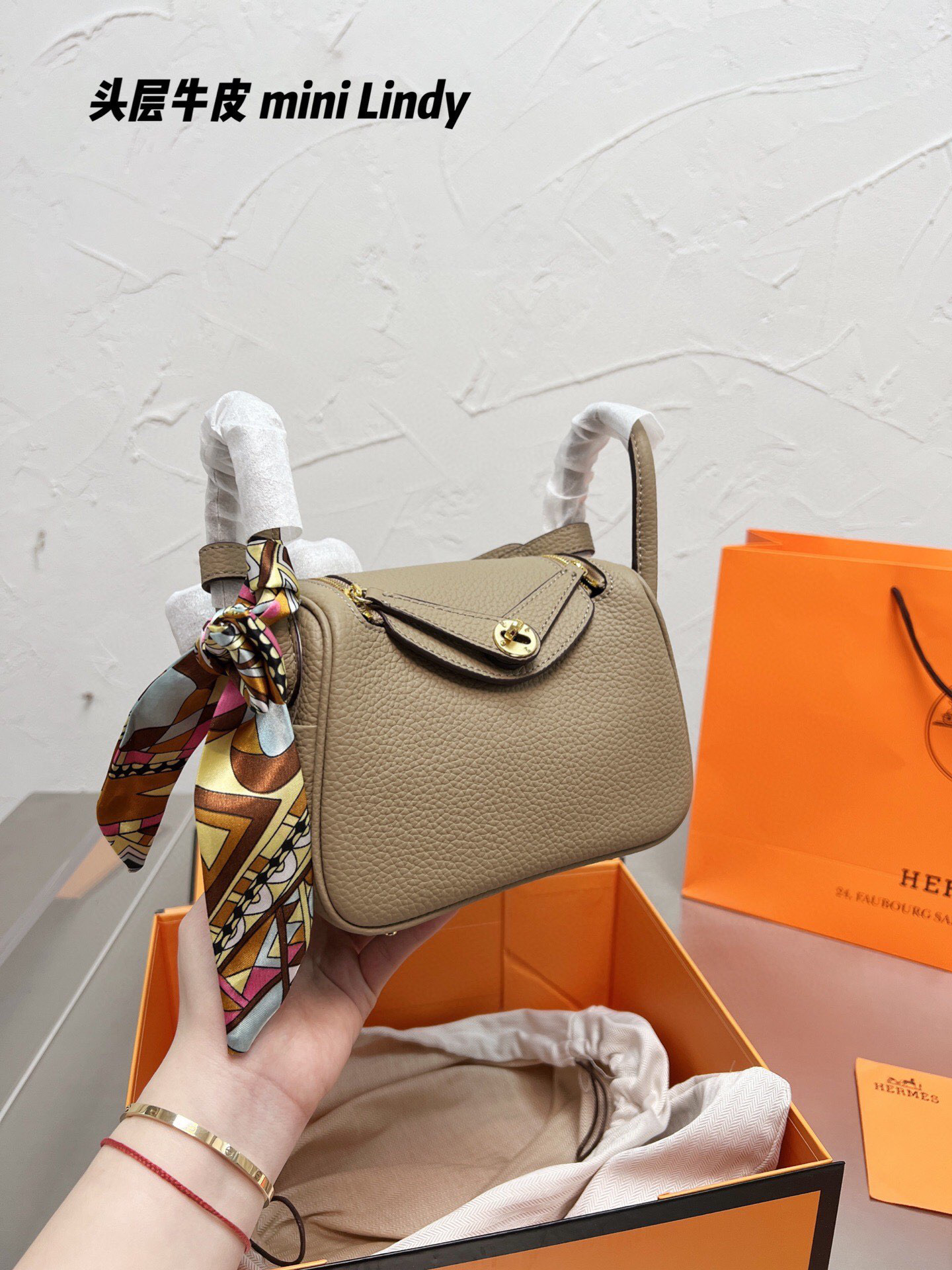 $34.99-HERMES X6052 gallery