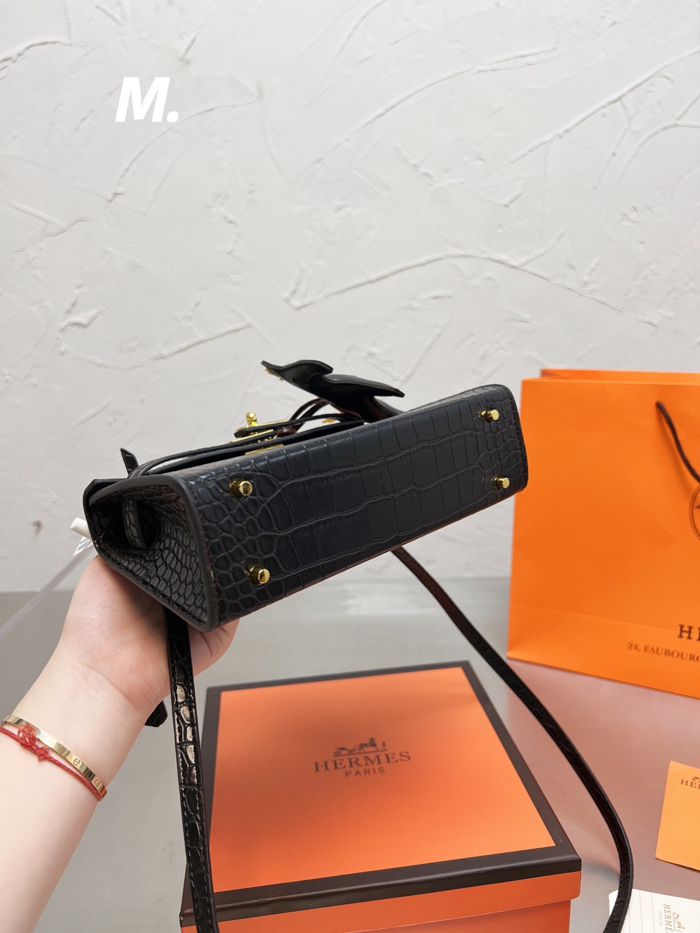 $34.99-HERMES X6054 gallery