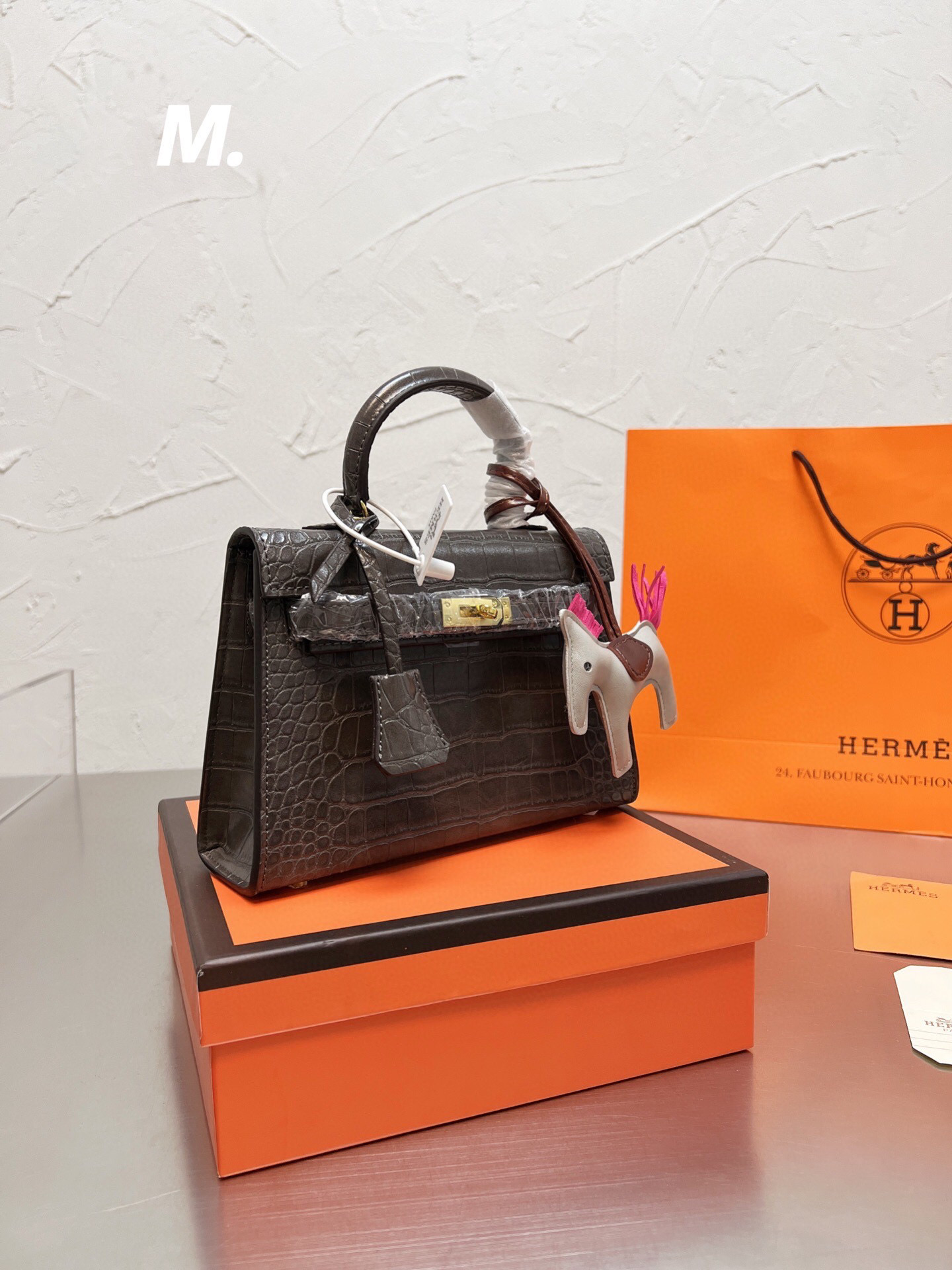 $34.99-HERMES X6054 gallery