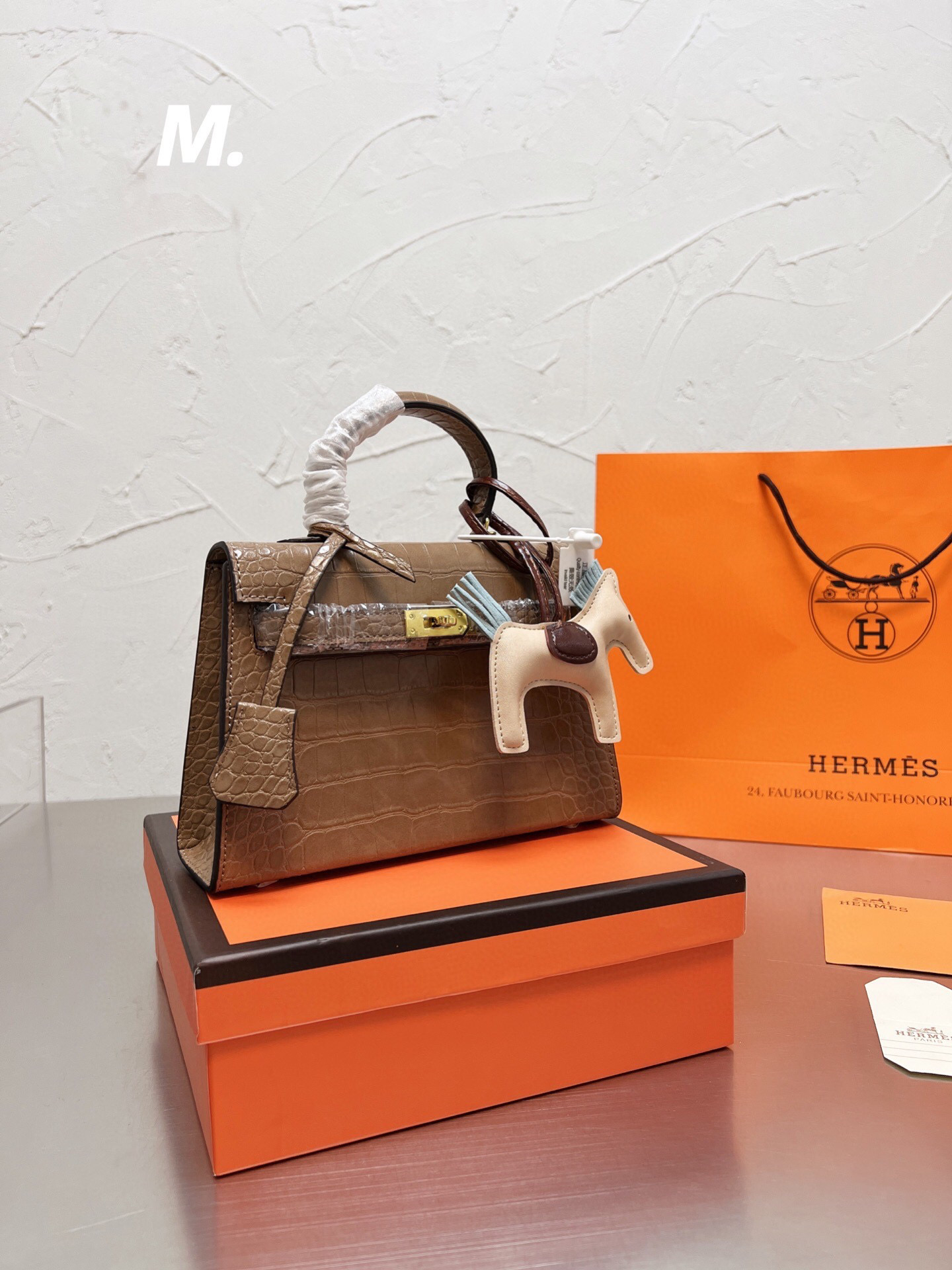 $34.99-HERMES X6054 gallery