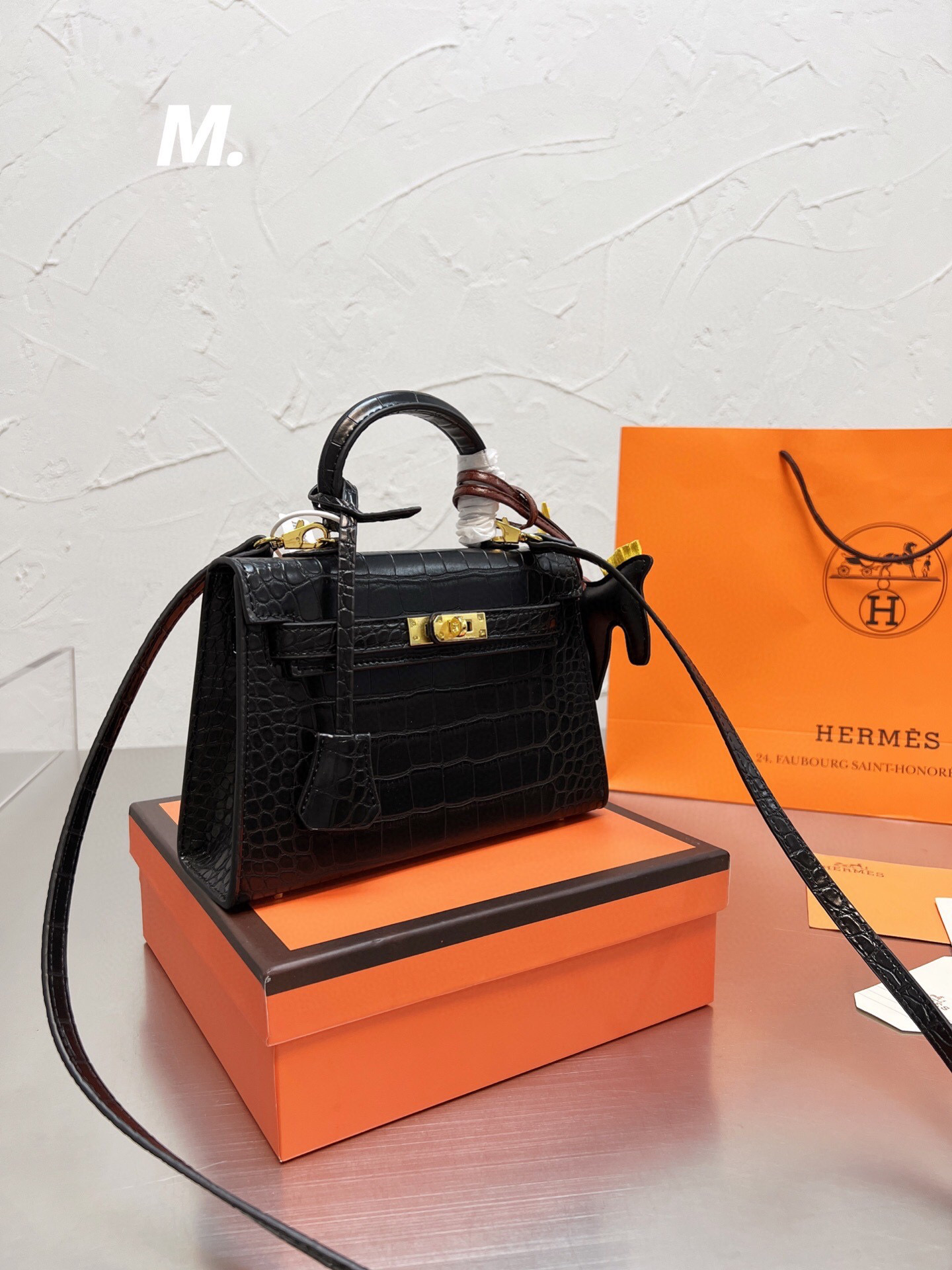 $34.99-HERMES X6054 gallery