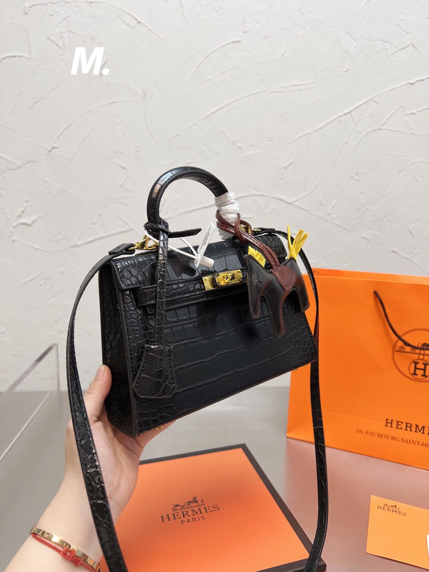 $34.99-HERMES X6054 gallery