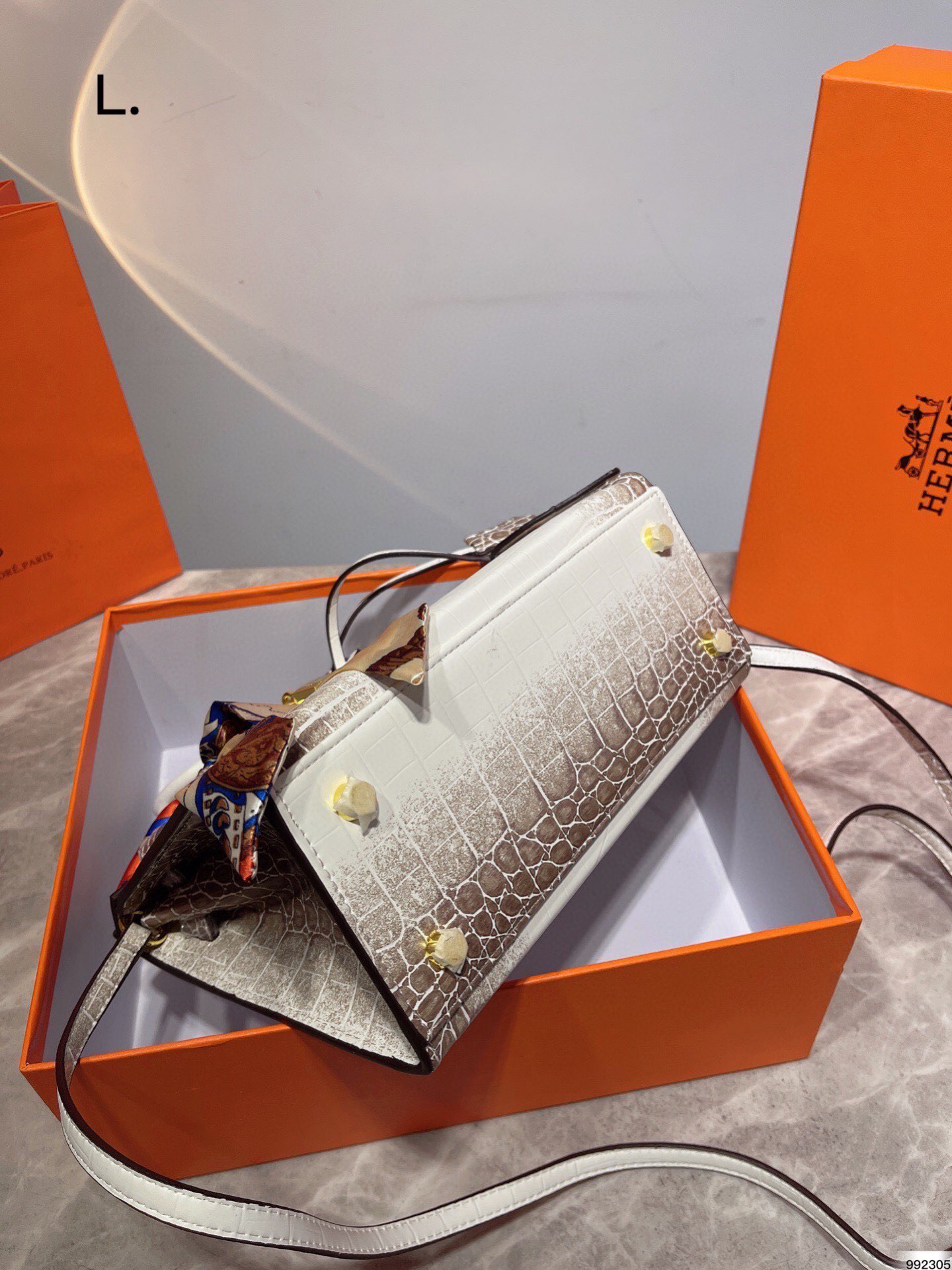 $34.99-HERMES X6071 gallery