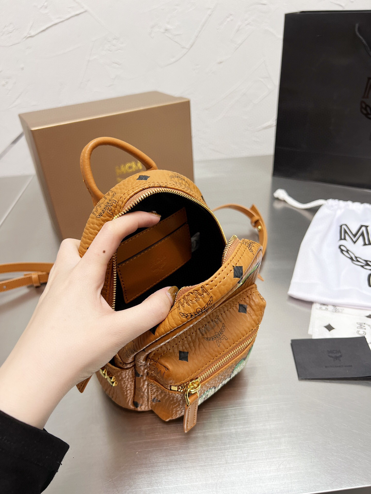$34.99-MCM X6127 gallery