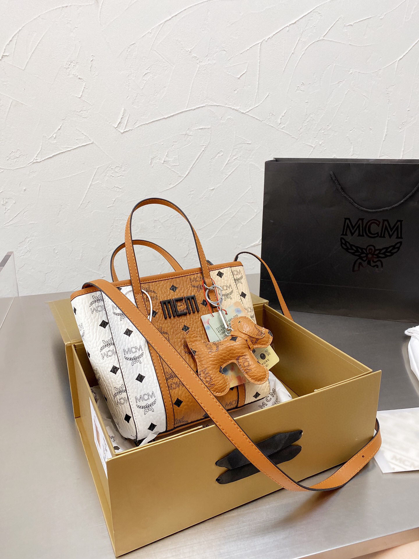 $34.99-MCM X6131 gallery