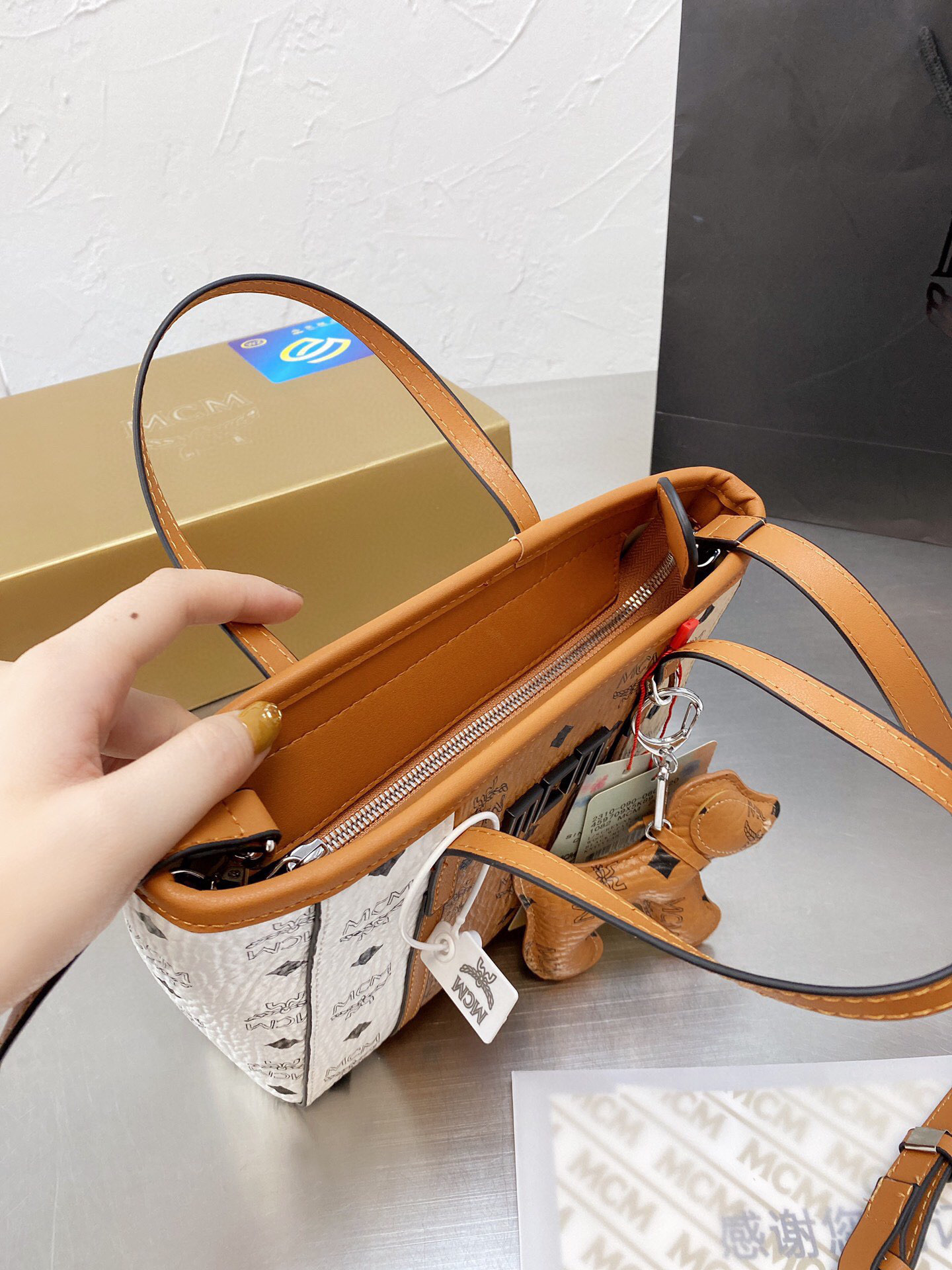 $34.99-MCM X6131 gallery