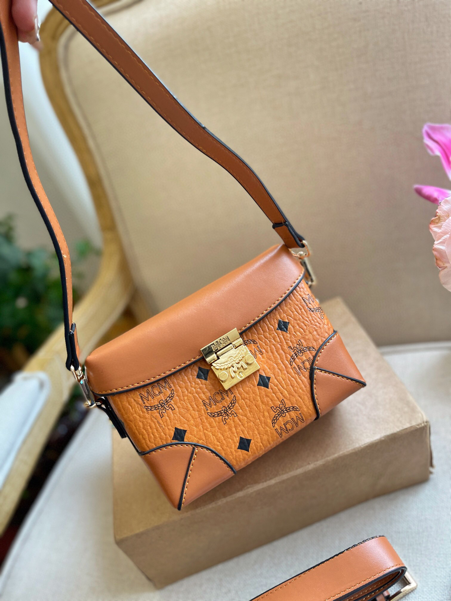 $34.99-MCM X6137 gallery