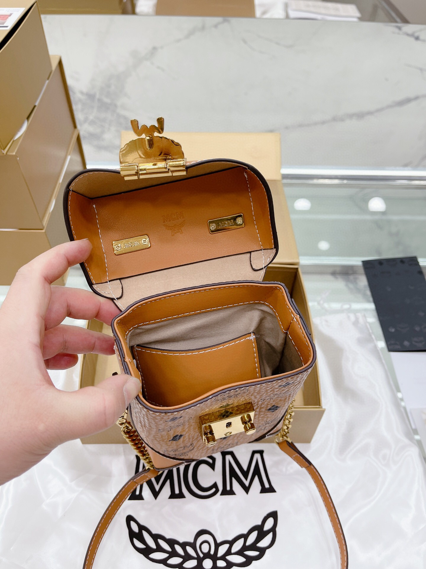 $34.99-MCM X6145 gallery