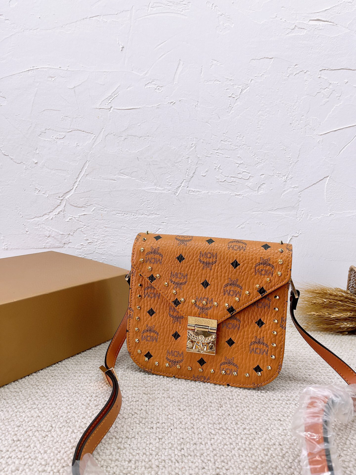 $34.99-MCM X6148 gallery