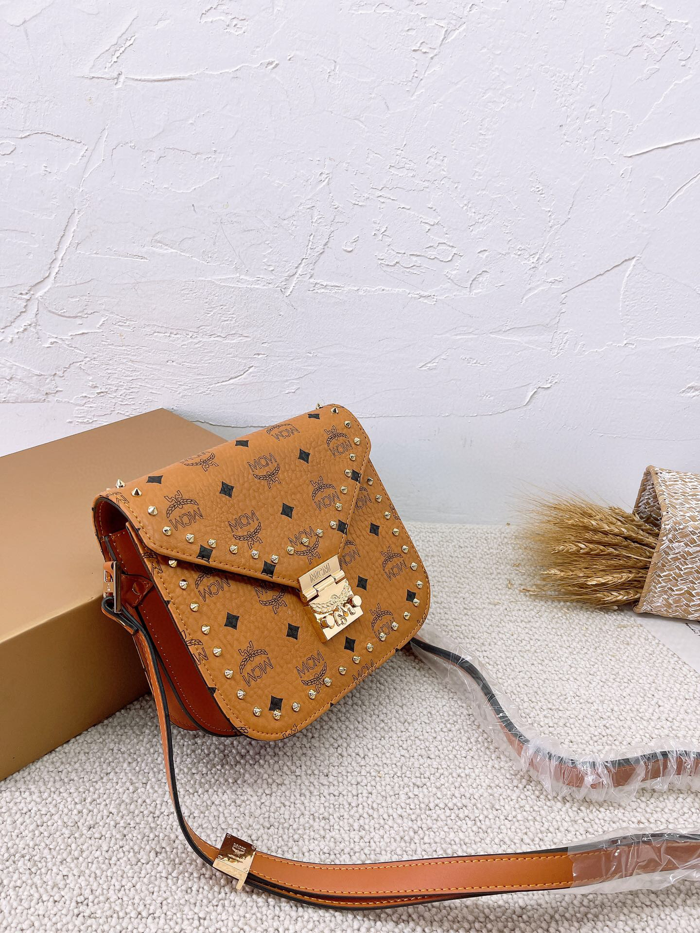 $34.99-MCM X6148 gallery