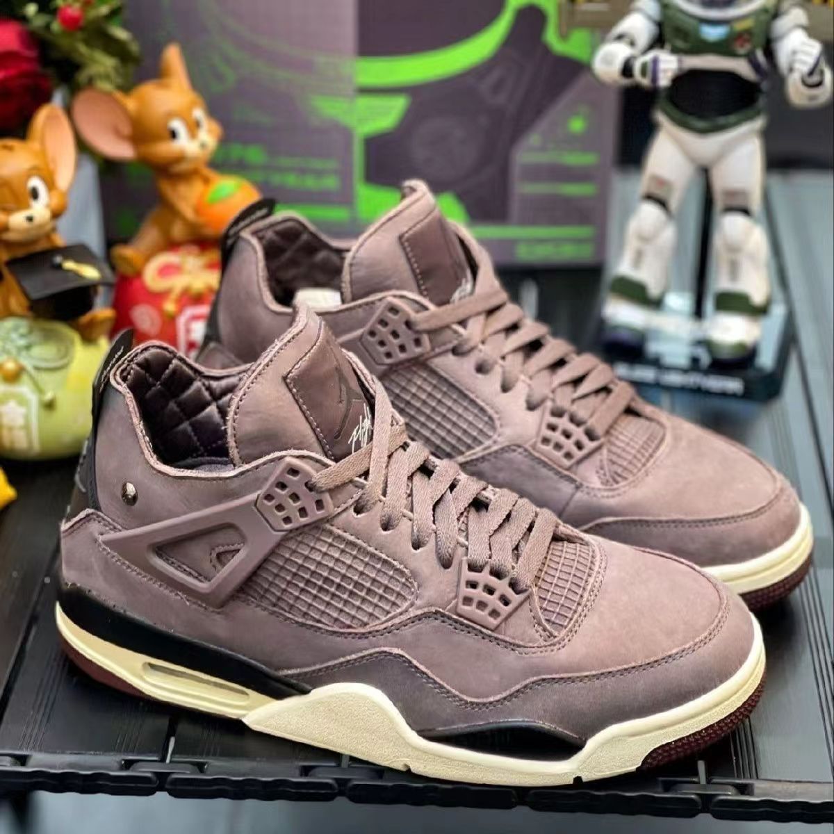 $35.99 AIR Jordan 4 nike X4496 gallery