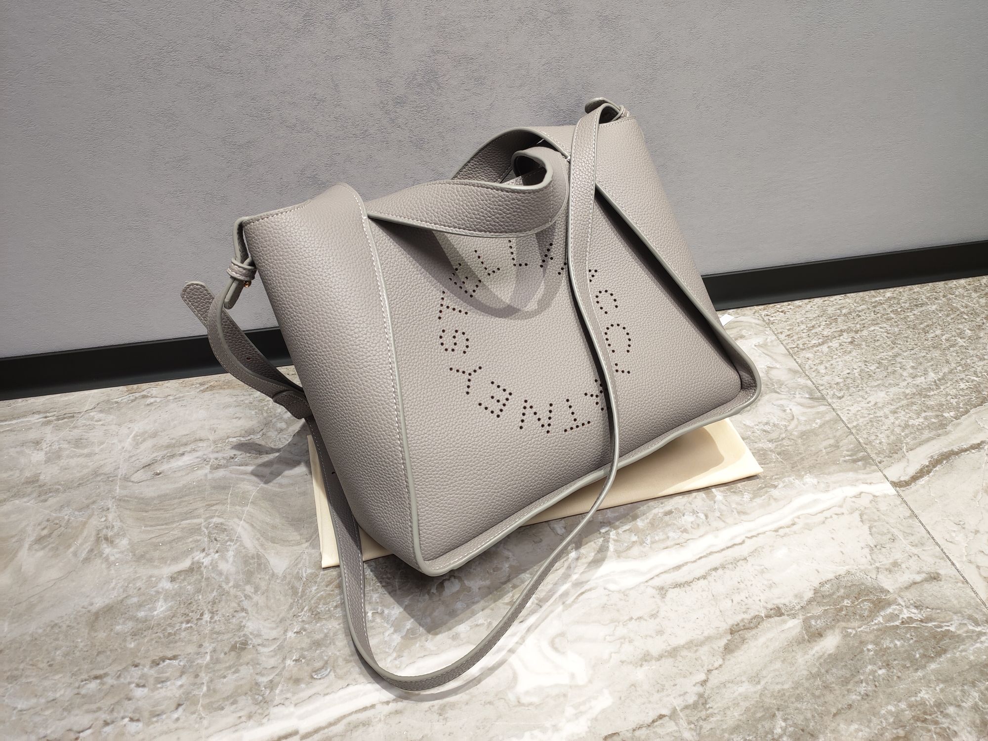 $35.99--Stella McCartney-X5461 gallery