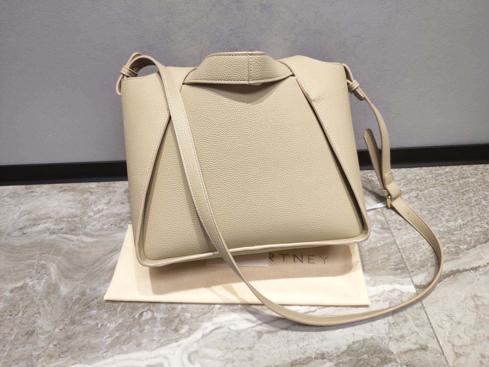 $35.99--Stella McCartney-X5461 gallery