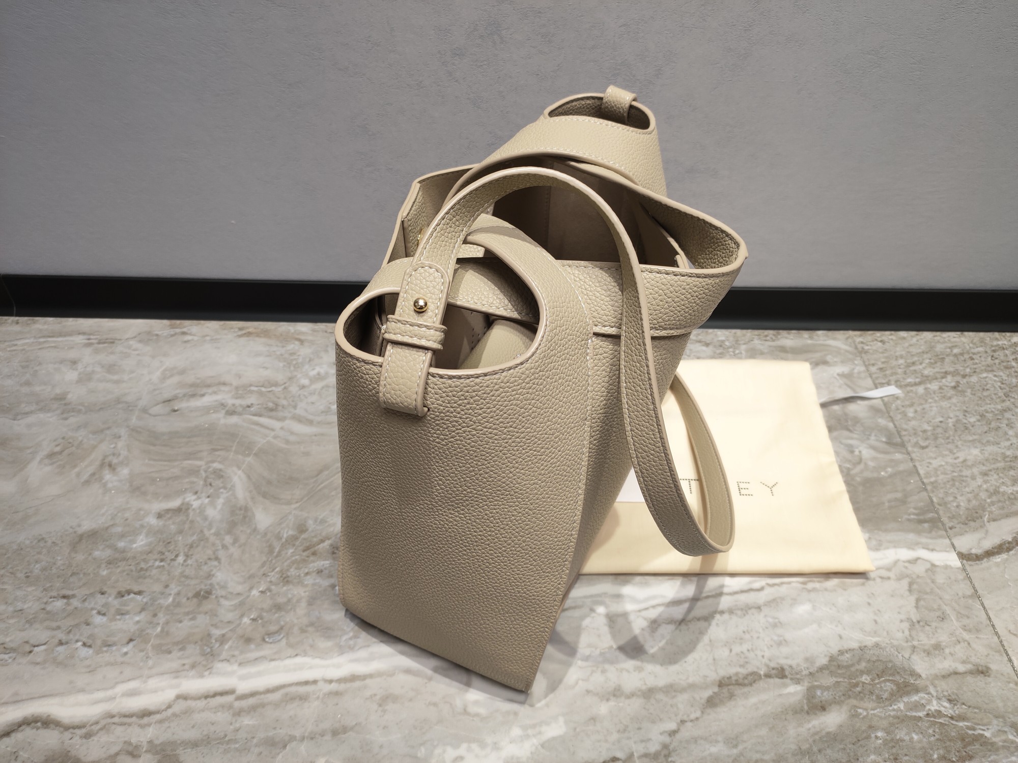 $35.99--Stella McCartney-X5461 gallery