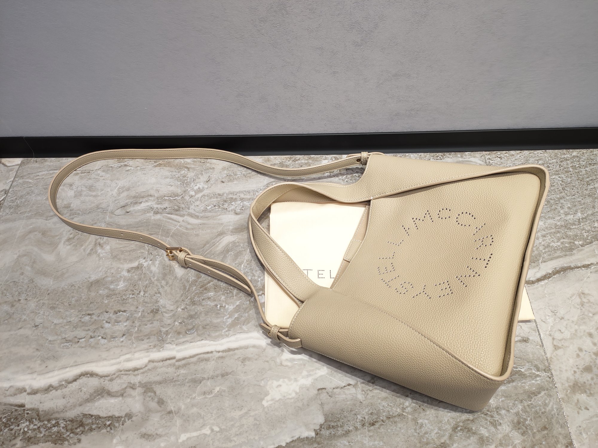 $35.99--Stella McCartney-X5461 gallery
