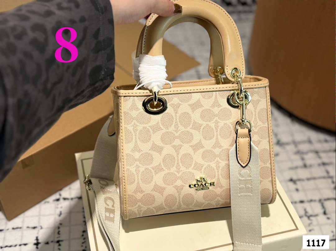 $35.99-COACH-X51550 gallery