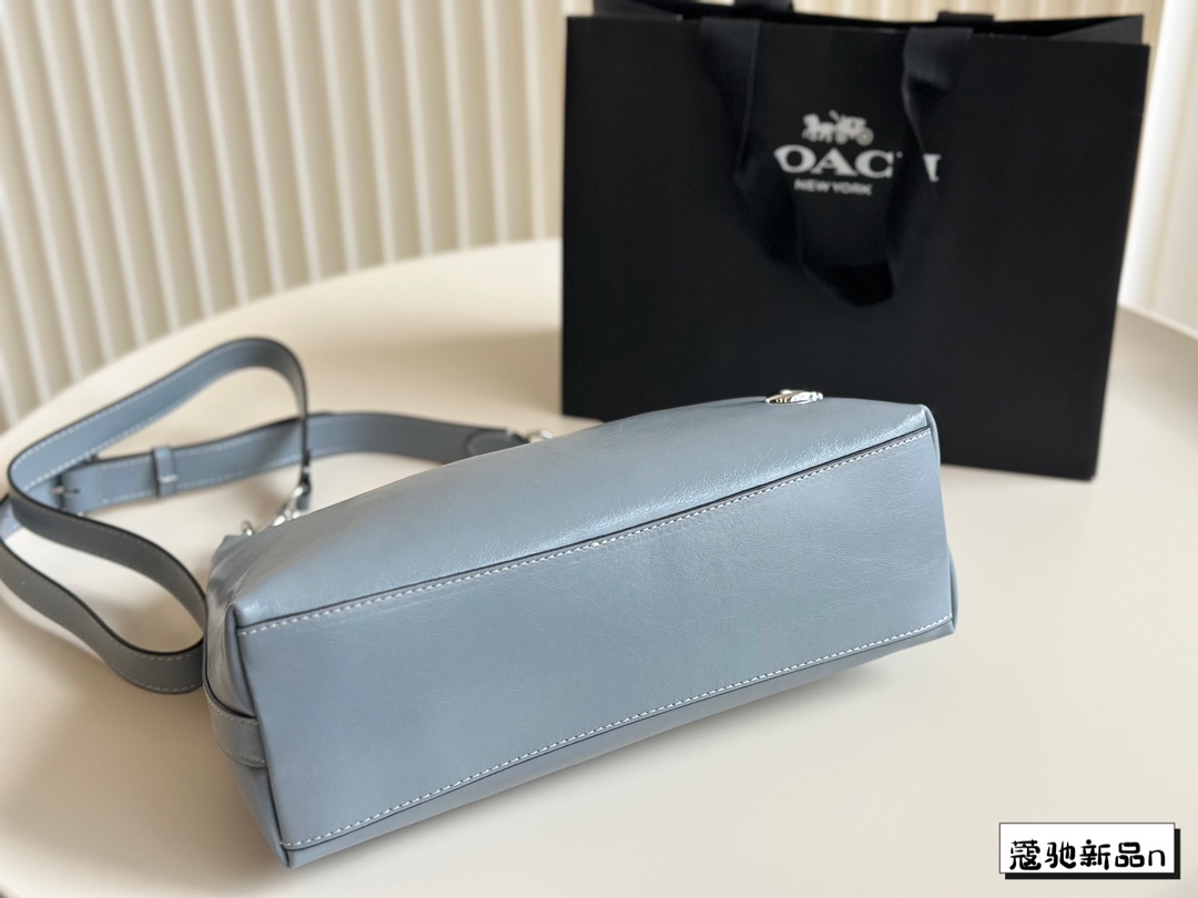 $35.99-COACH-X5442 gallery