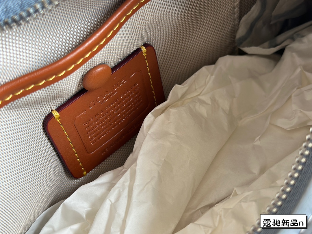 $35.99-COACH-X5442 gallery