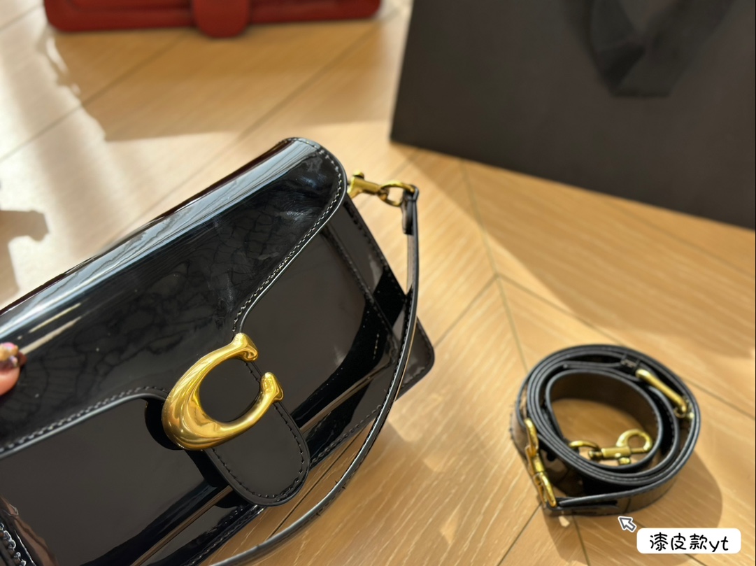$35.99-COACH-X5701 gallery