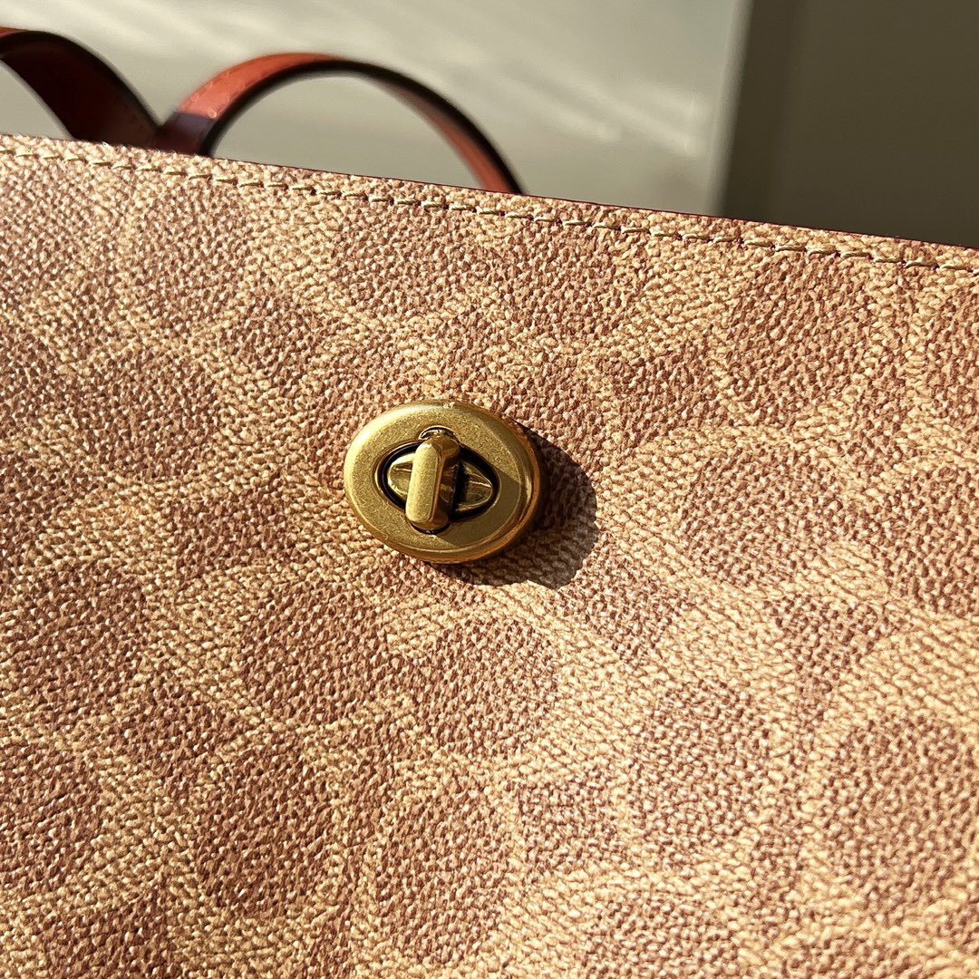 $35.99-Coach -X5673 gallery