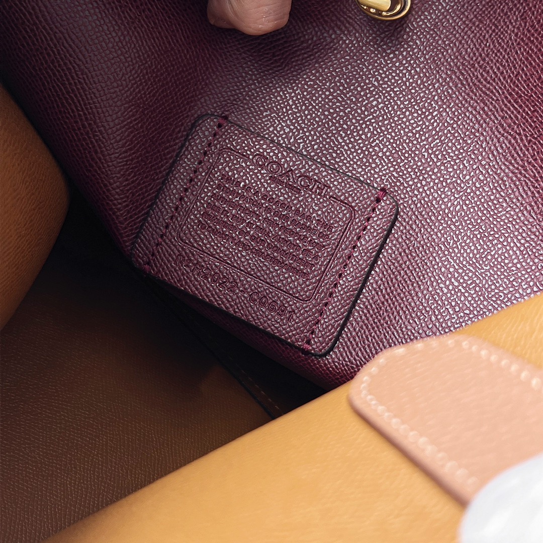 $35.99-Coach -X5673 gallery