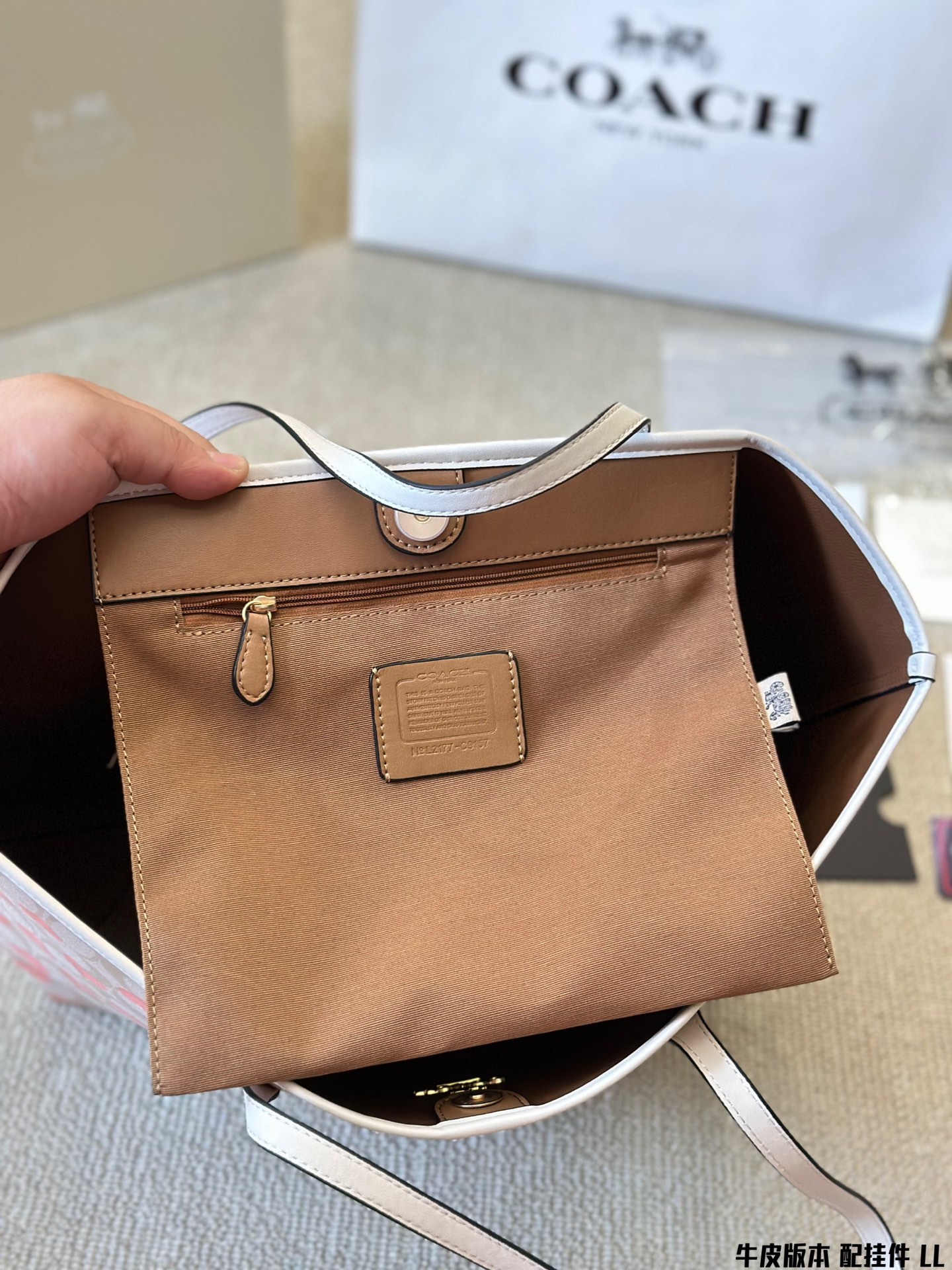 $35.99-Coach-X5472 gallery