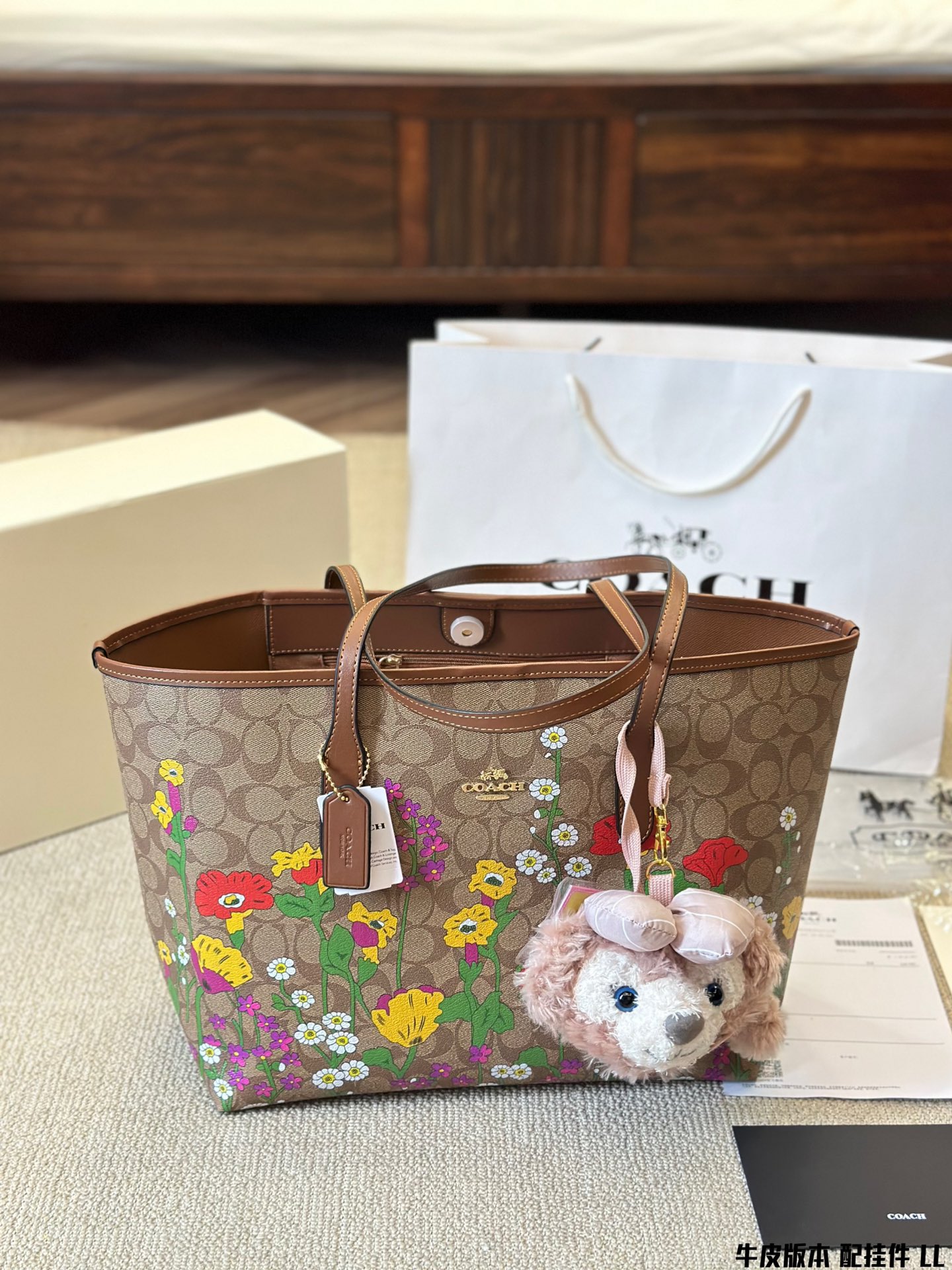 $35.99-Coach-X5472 gallery
