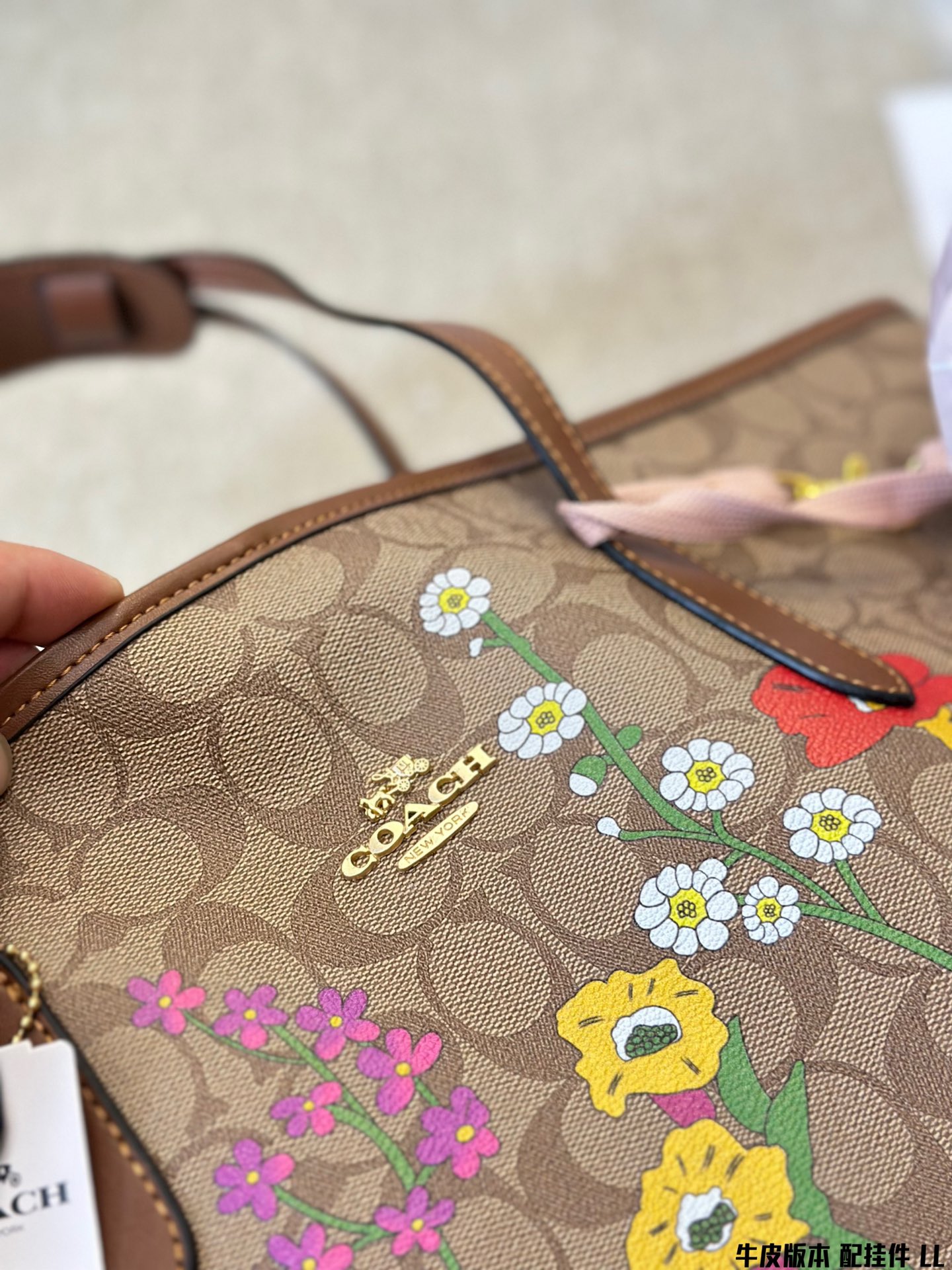 $35.99-Coach-X5472 gallery