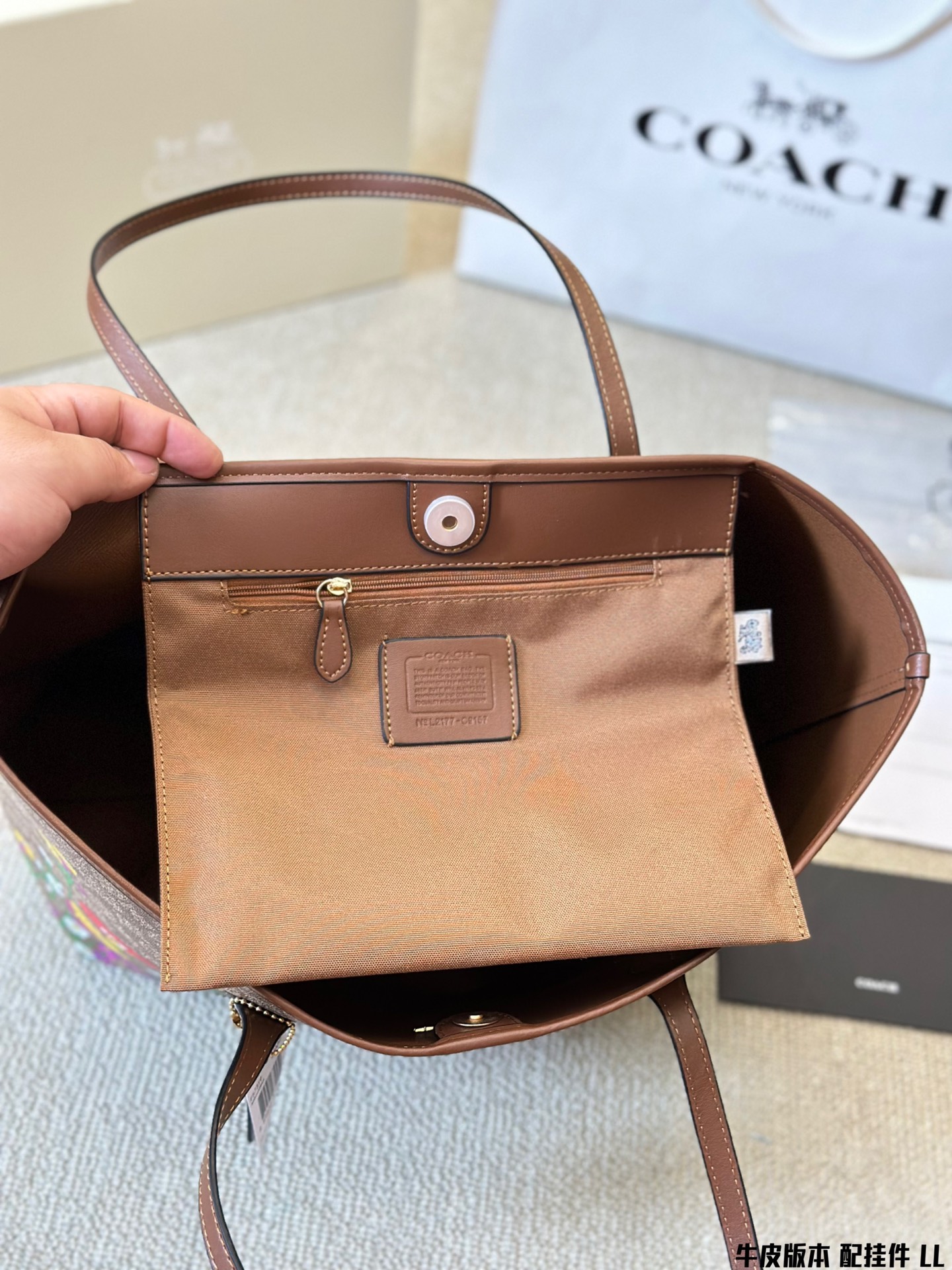 $35.99-Coach-X5472 gallery