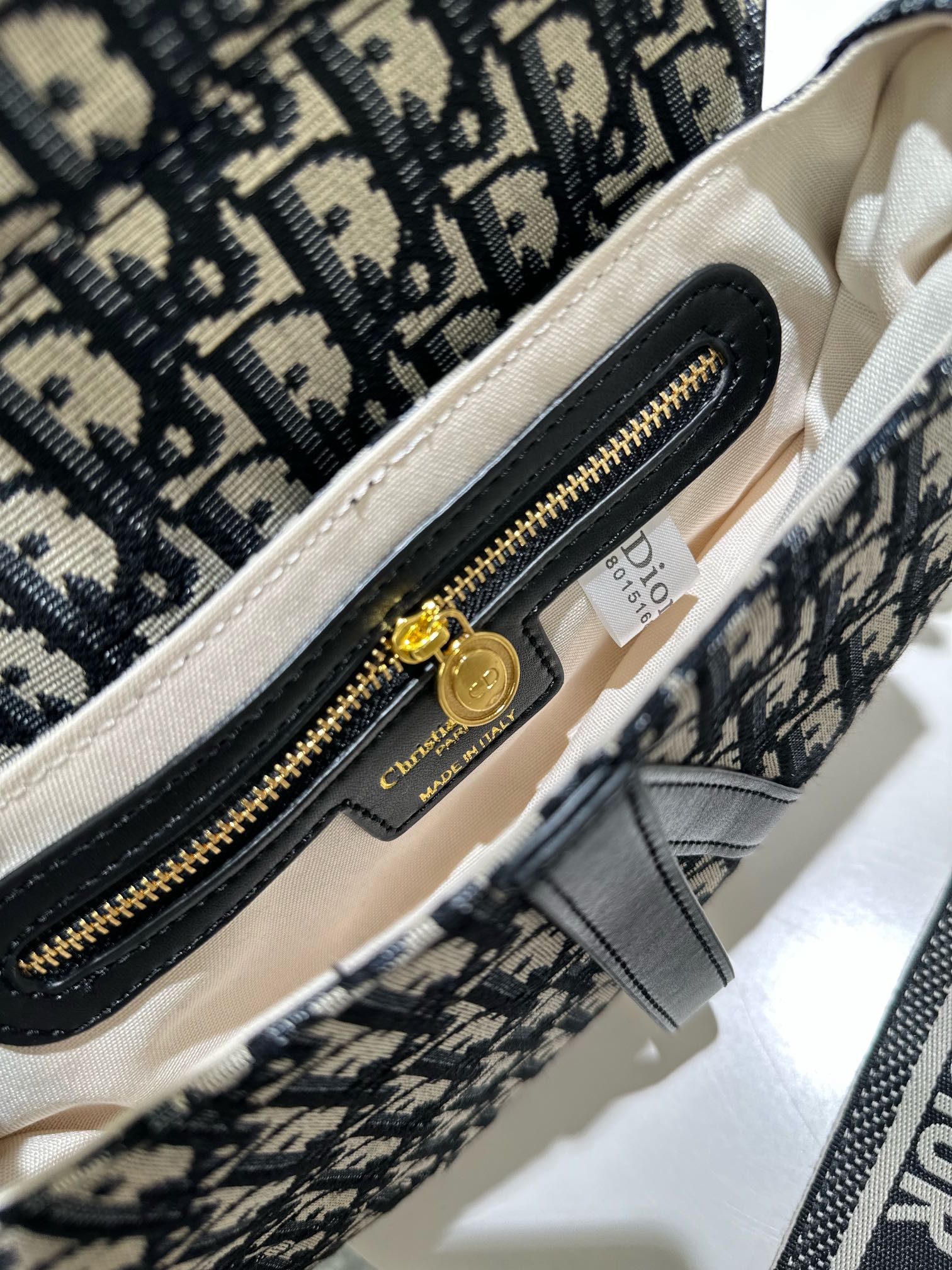 $35.99-DIOR-X57811 gallery