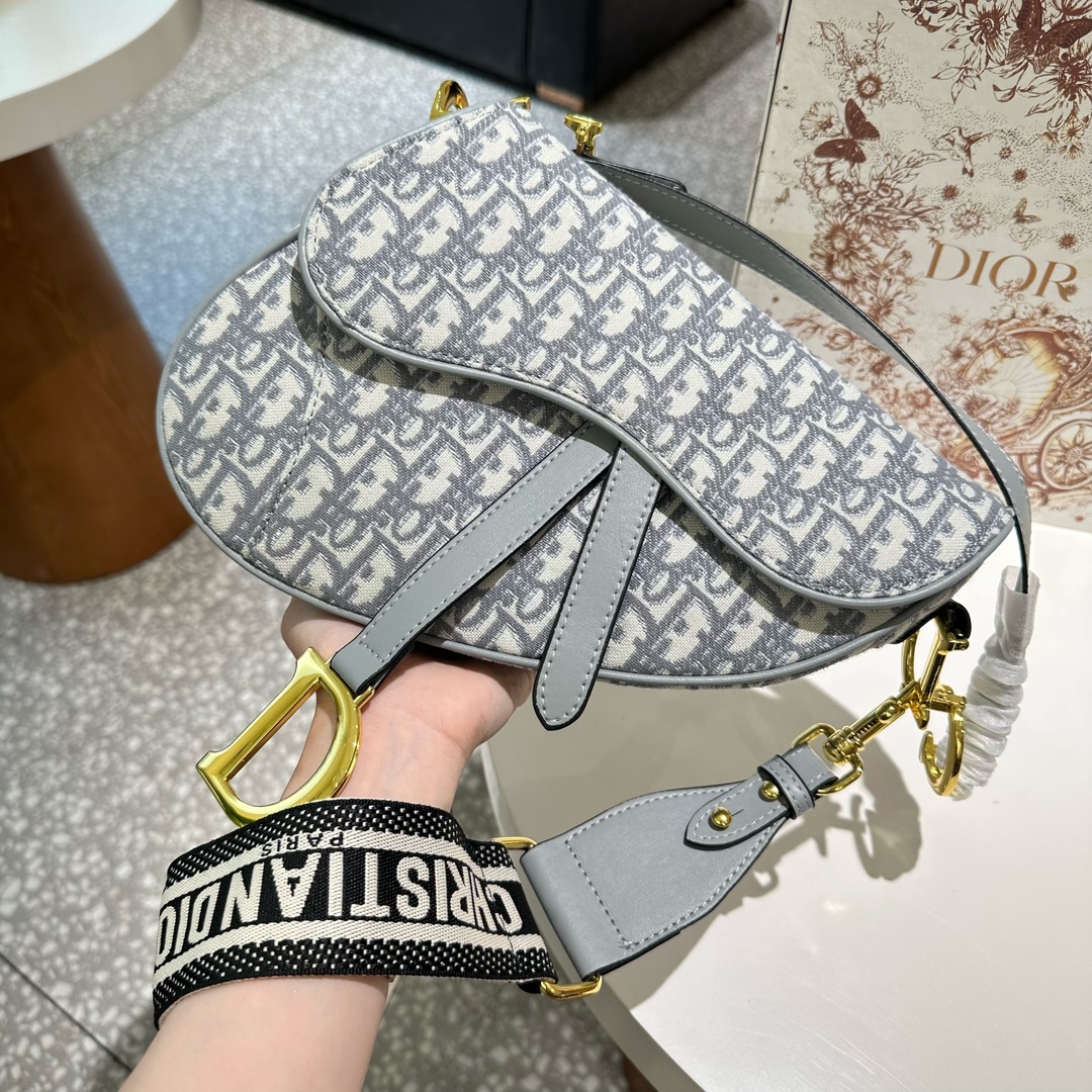 $35.99-DIOR-X57811 gallery