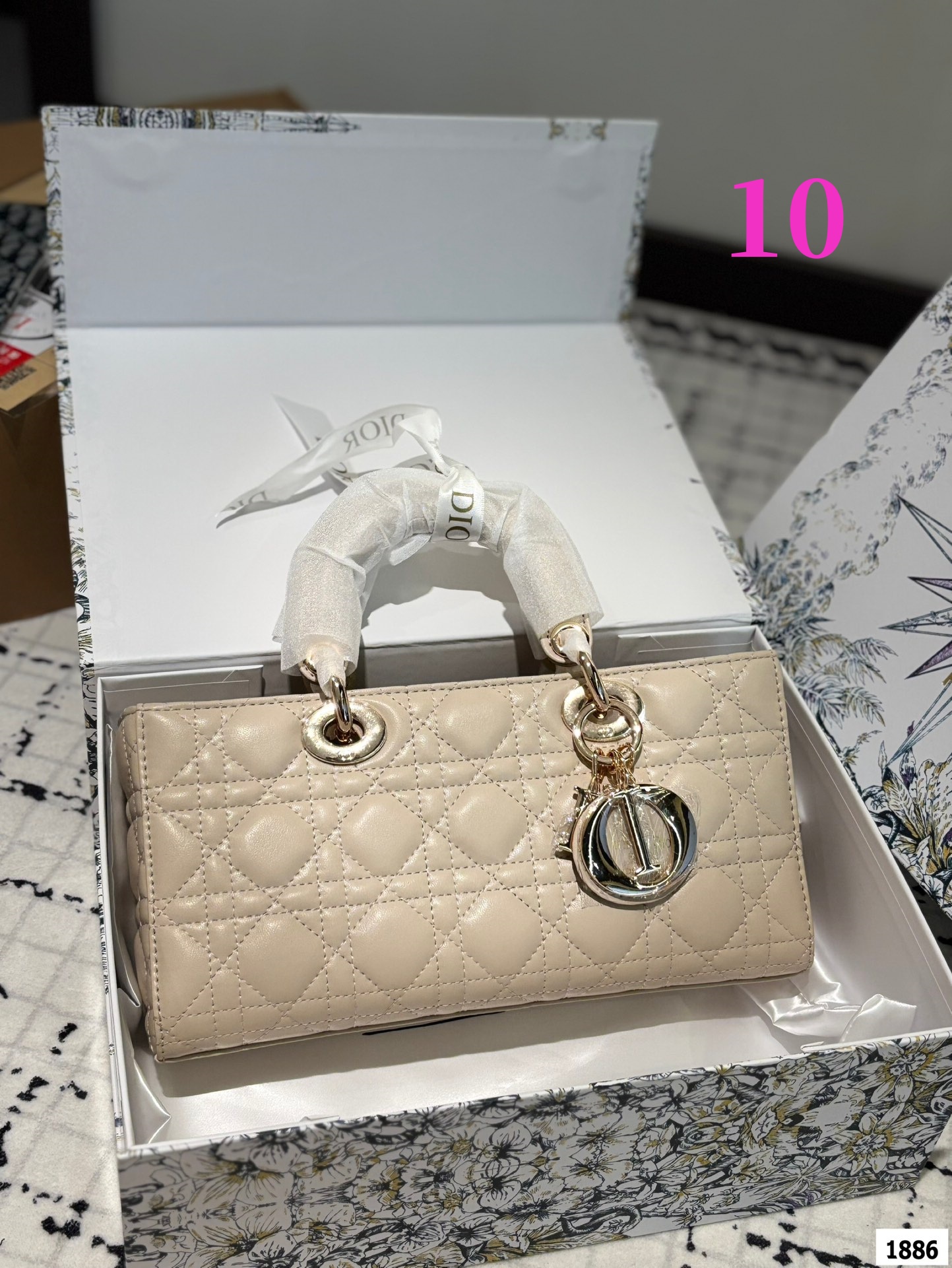 $35.99-DIOR-X5783 gallery