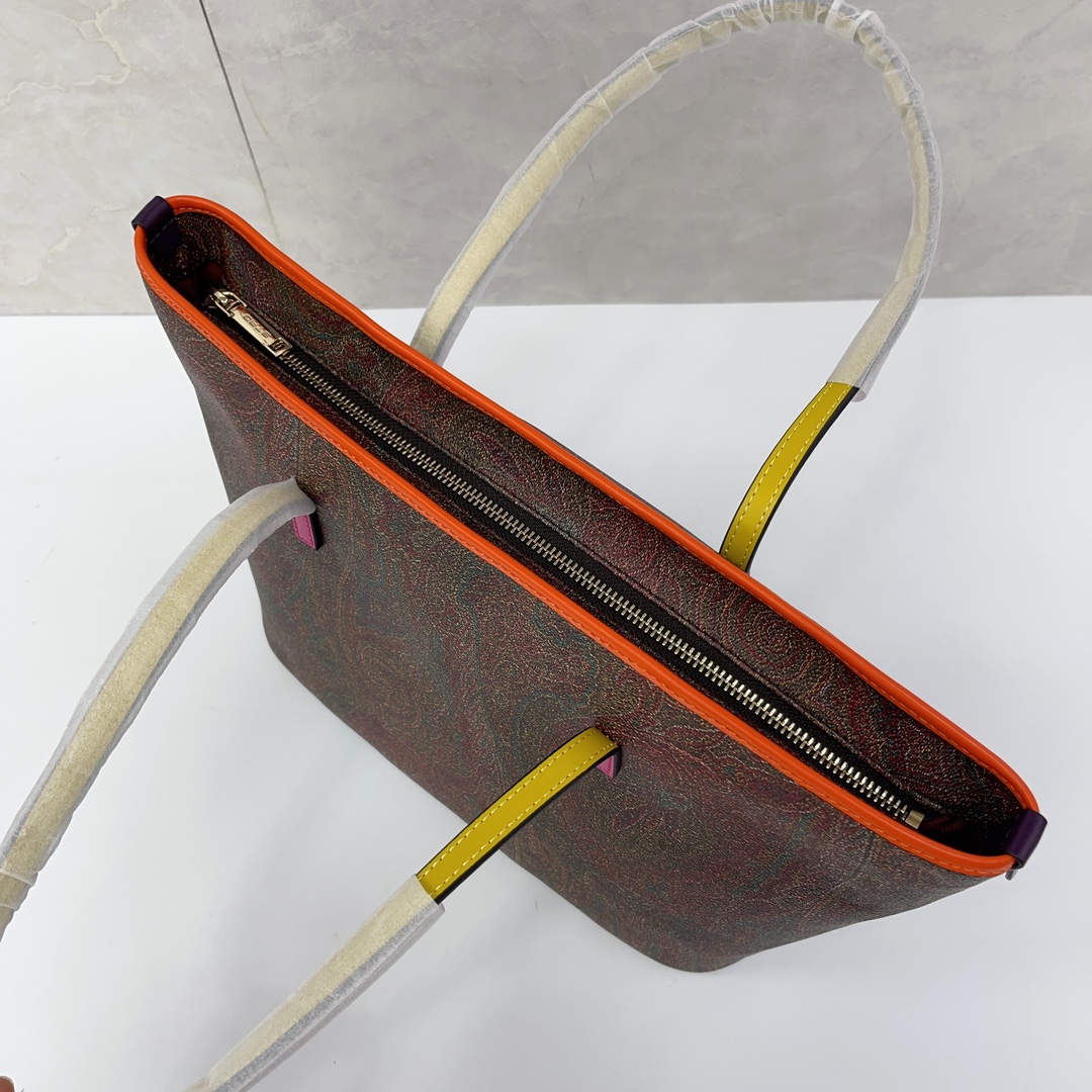 $35.99-ETRO-X5523 gallery