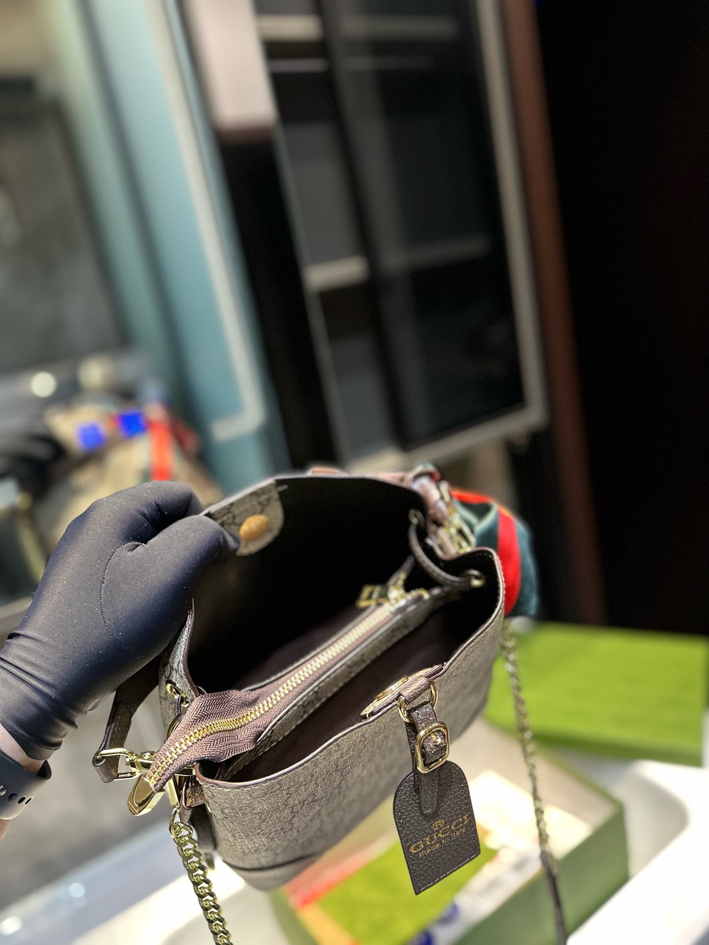 $35.99-Gucci-X5739 gallery