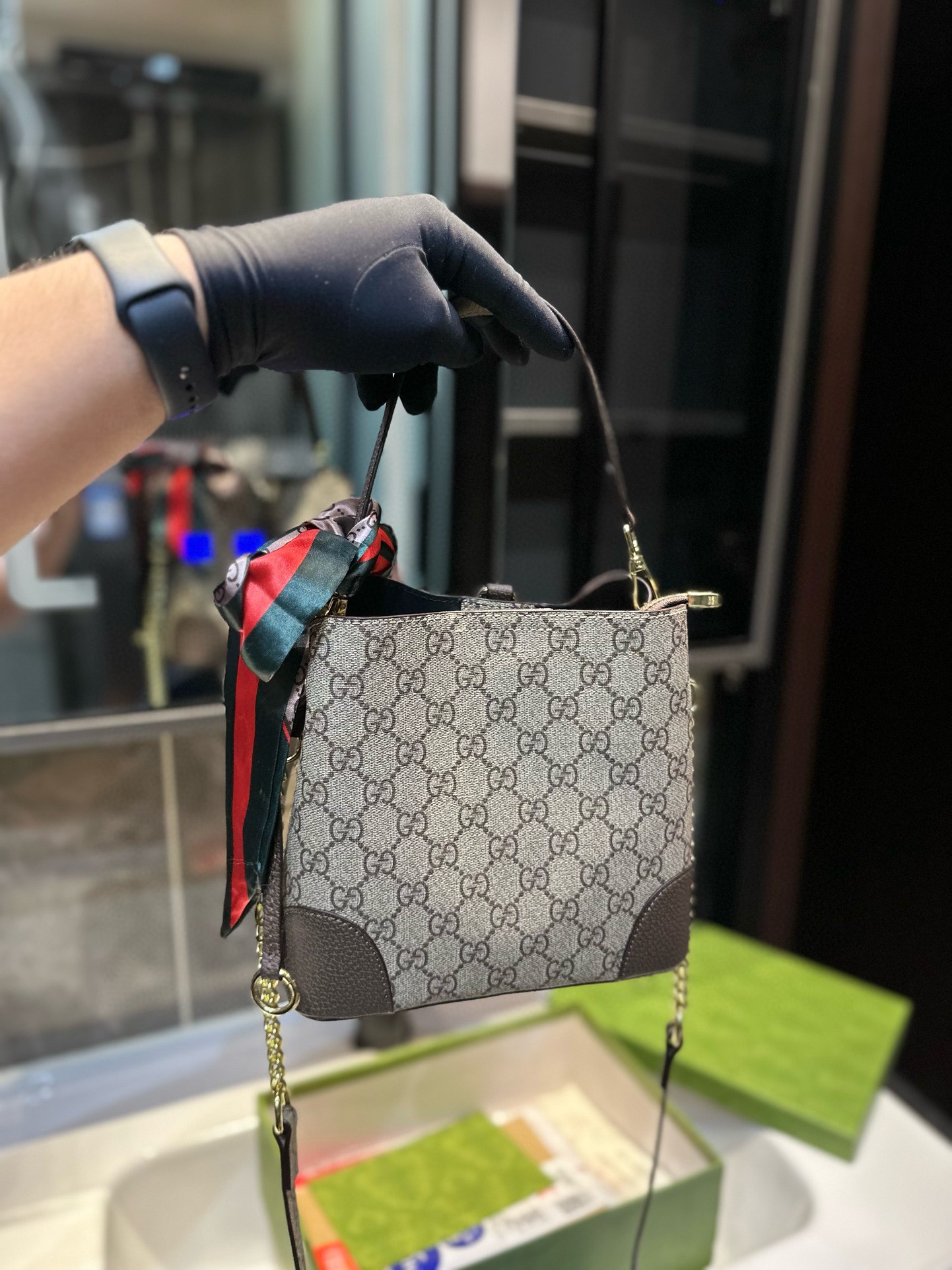 $35.99-Gucci-X5739 gallery