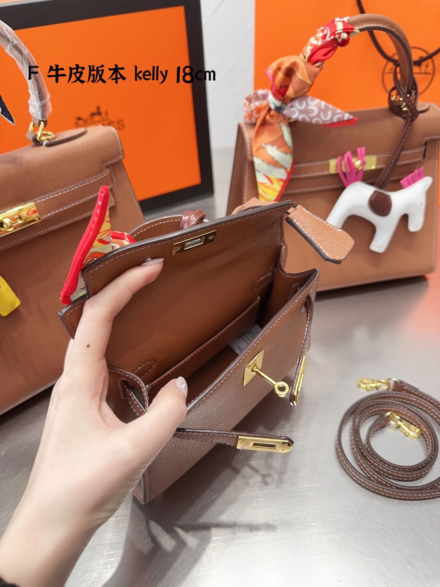 $35.99-Hermes-X5422 gallery